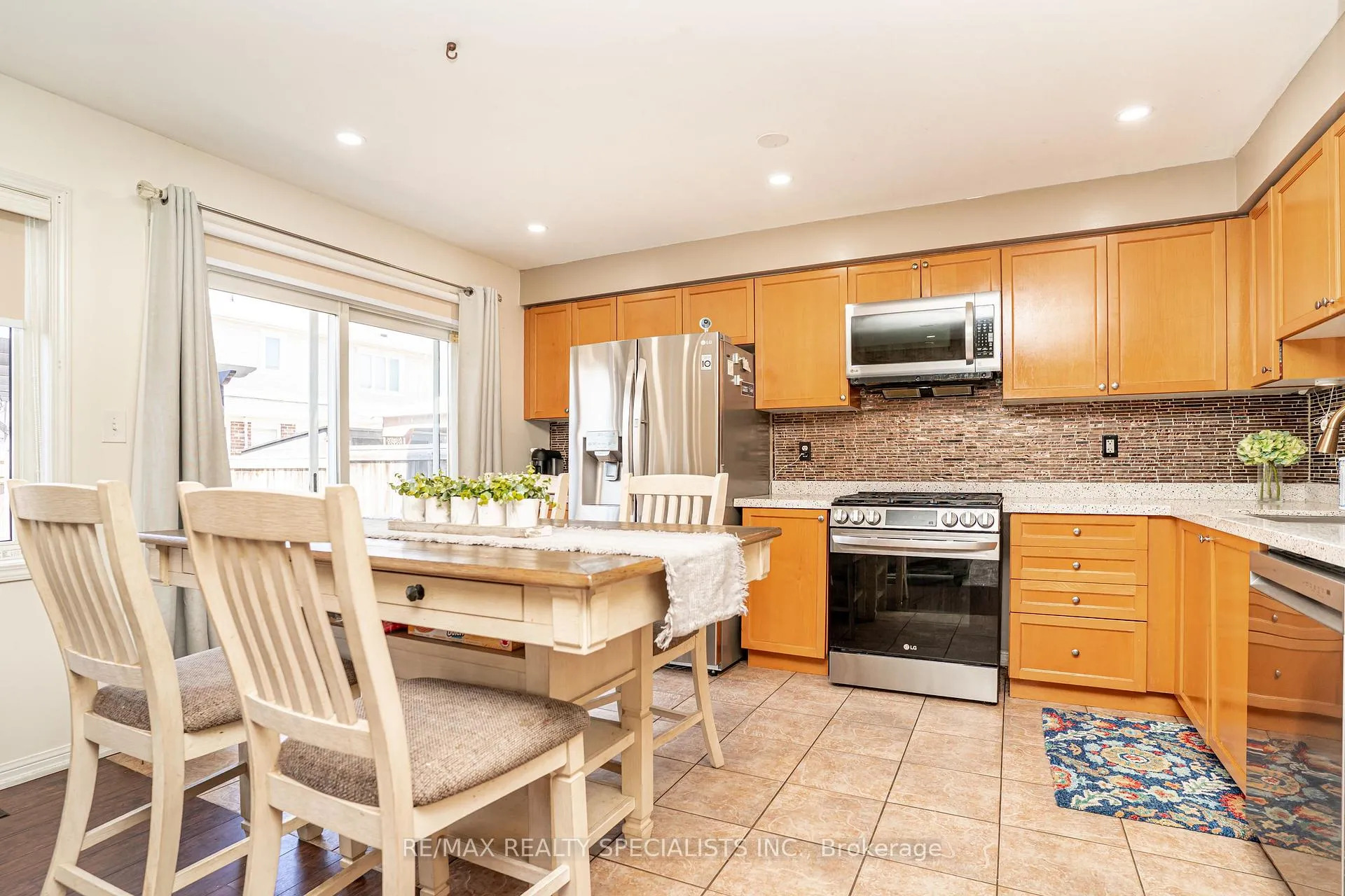 Photo 11 of 63 Michigan Avenue, Cambridge, Silver Heights — HOMEH