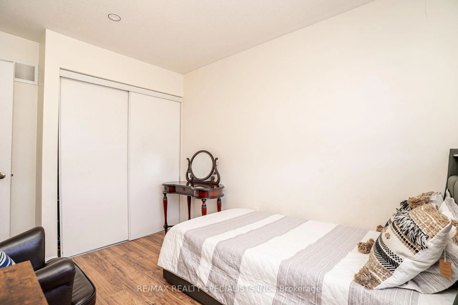 Photo 23 of 63 Michigan Avenue, Cambridge, Silver Heights — HOMEH