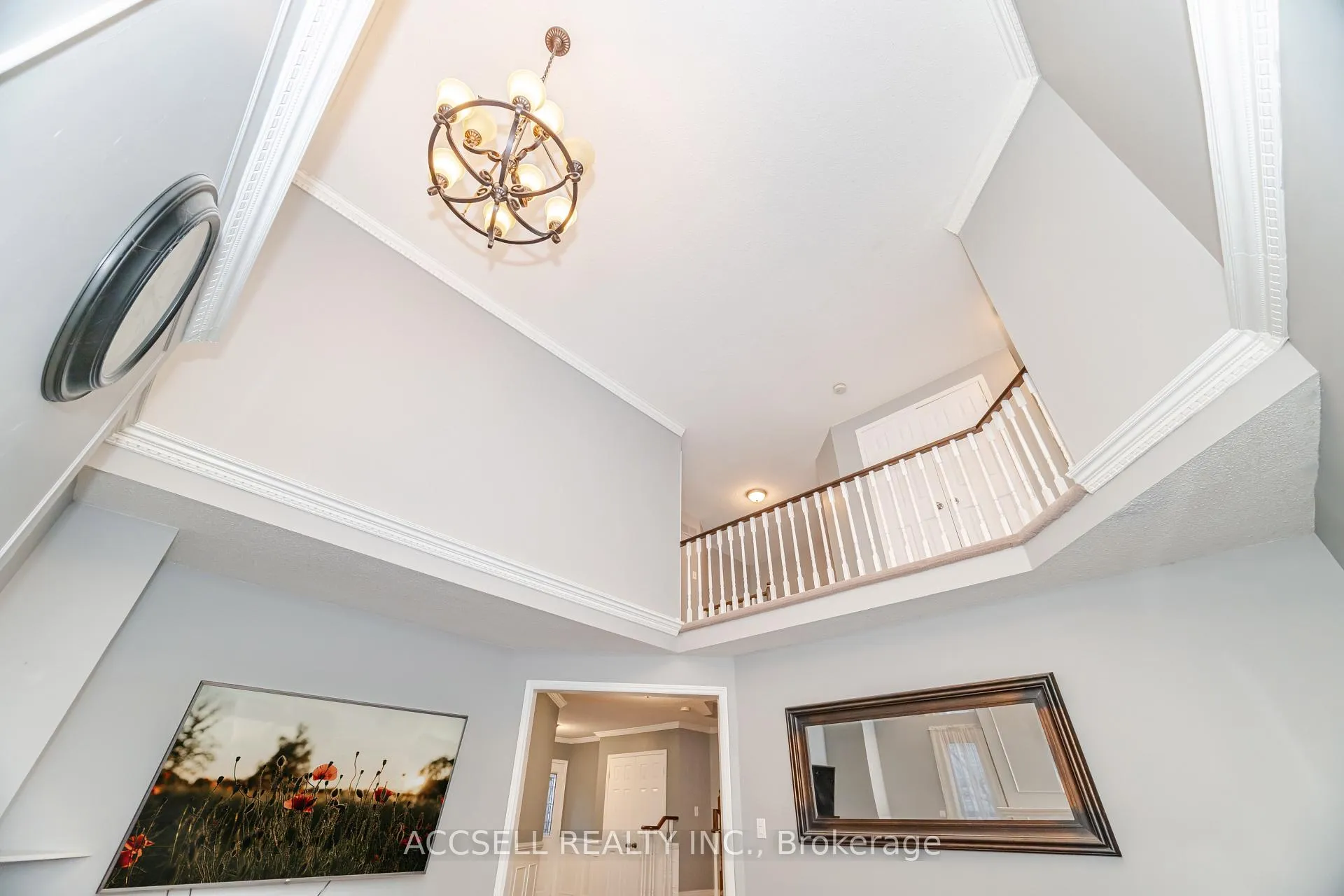 Photo 11 of 3 Longyear Drive, Hamilton, Waterdown — HOMEH