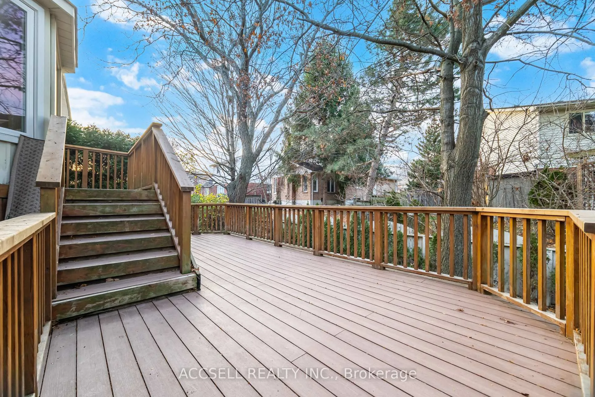Photo 43 of 3 Longyear Drive, Hamilton, Waterdown — HOMEH