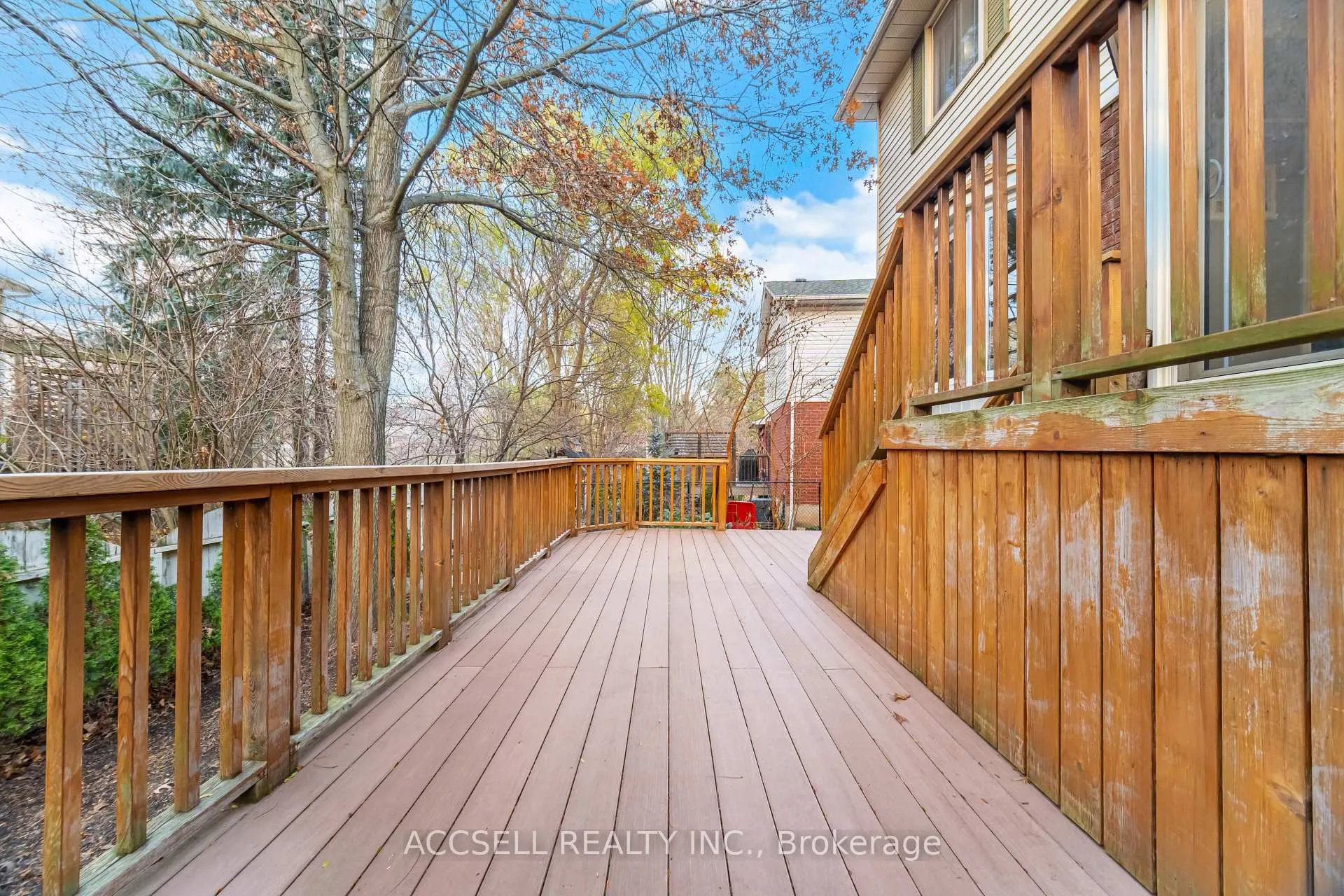 Photo 45 of 3 Longyear Drive, Hamilton, Waterdown — HOMEH