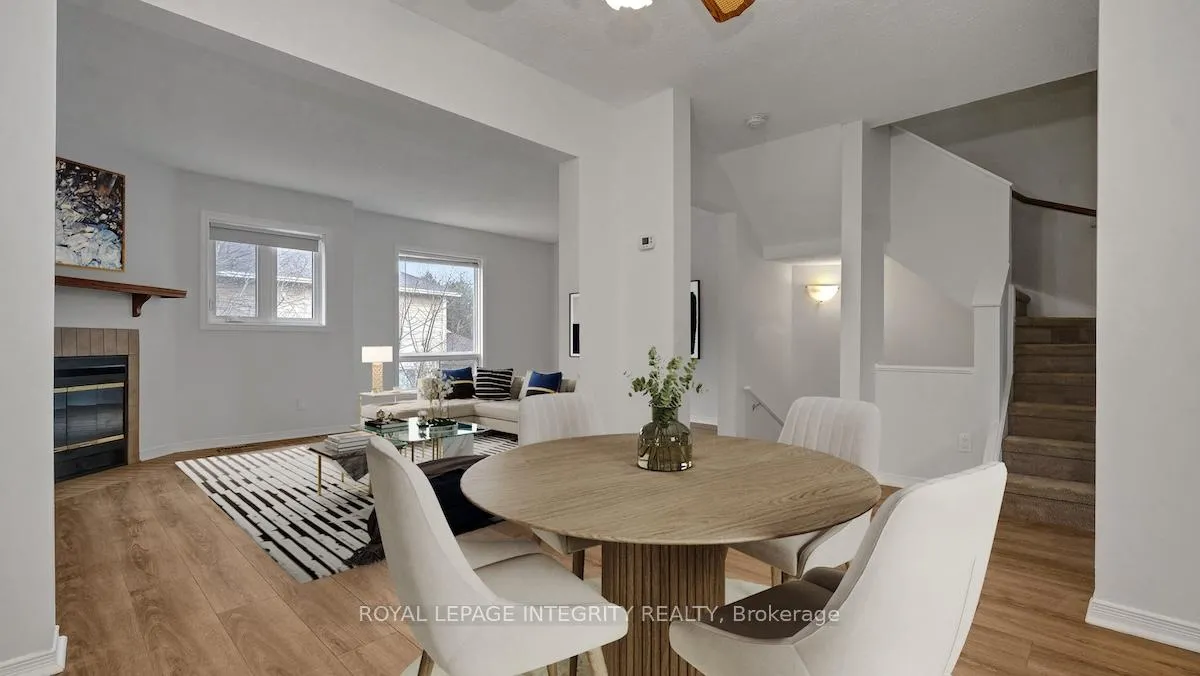 Photo 3 of 1563 Thurlow Street, Ottawa, Fallingbrook/Ridgemount — HOMEH