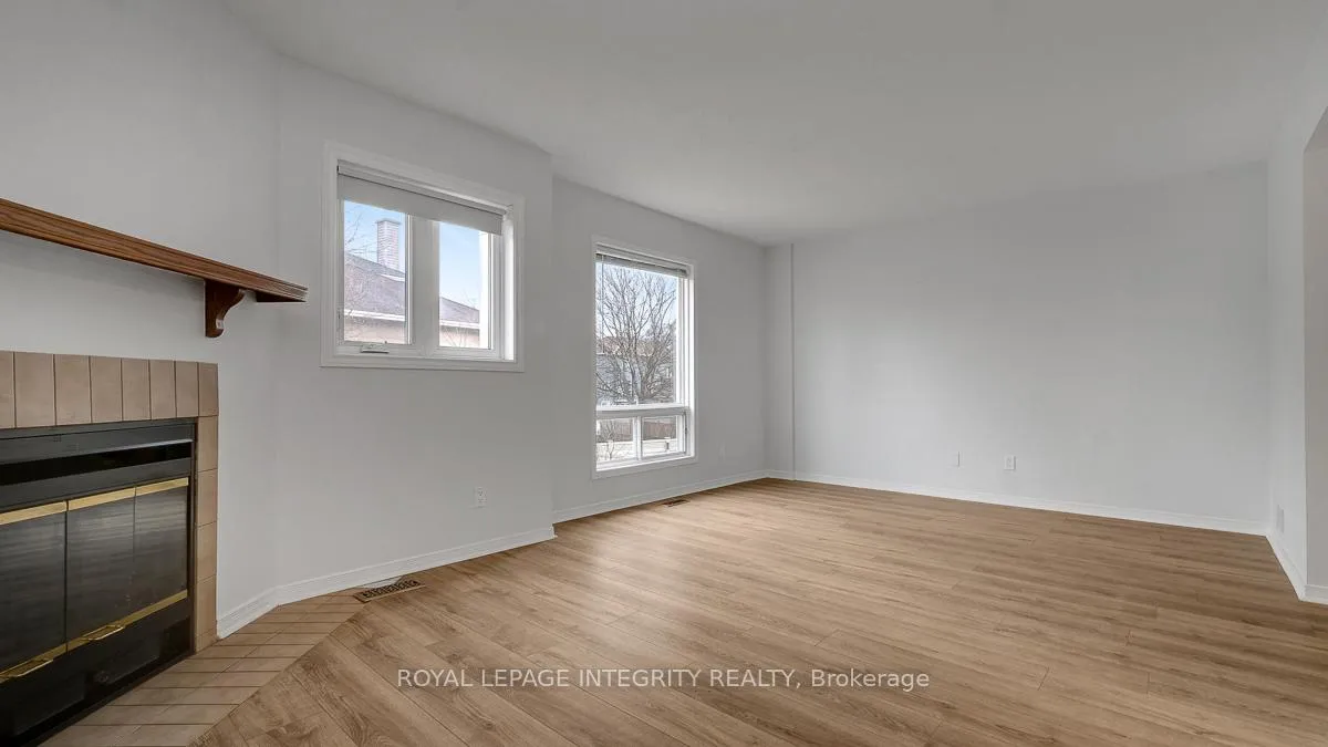 Photo 5 of 1563 Thurlow Street, Ottawa, Fallingbrook/Ridgemount — HOMEH