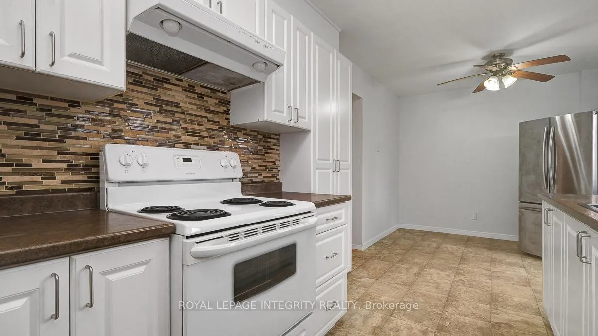 Photo 9 of 1563 Thurlow Street, Ottawa, Fallingbrook/Ridgemount — HOMEH