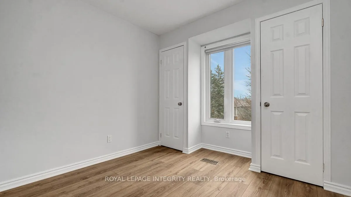 Photo 14 of 1563 Thurlow Street, Ottawa, Fallingbrook/Ridgemount — HOMEH