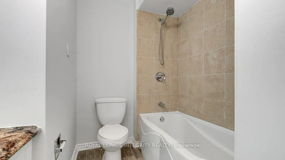Photo 16 of 1563 Thurlow Street, Ottawa, Fallingbrook/Ridgemount — HOMEH