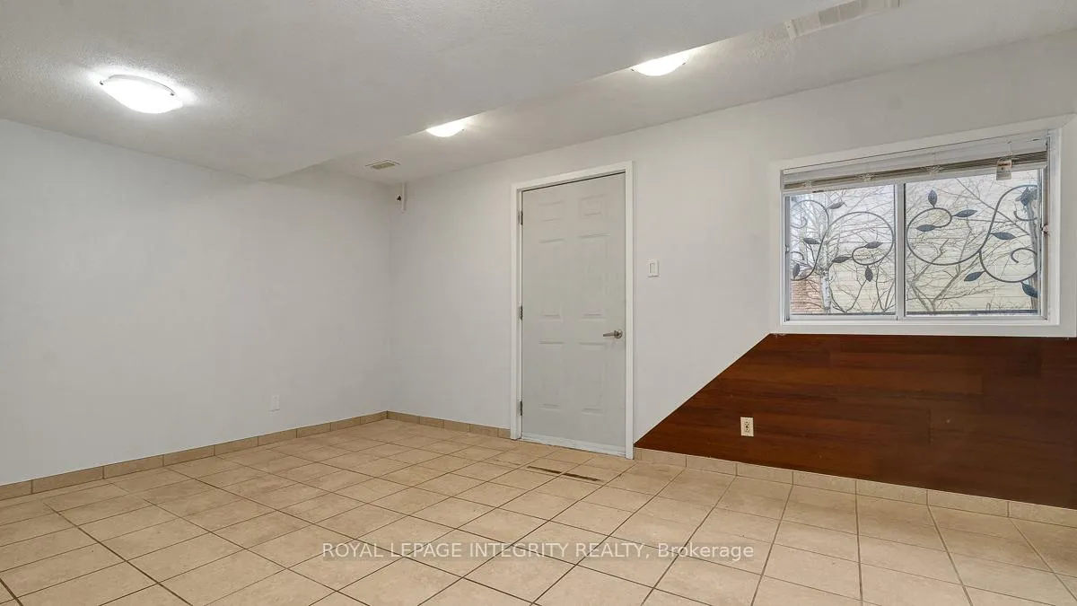 Photo 17 of 1563 Thurlow Street, Ottawa, Fallingbrook/Ridgemount — HOMEH