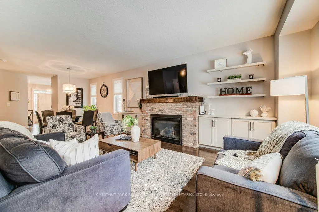 Photo 13 of 58 eden oak Trail, Kitchener, Grand River South — HOMEH