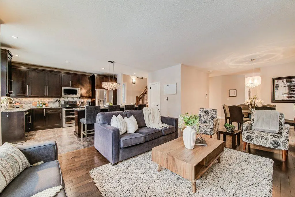 Photo 15 of 58 eden oak Trail, Kitchener, Grand River South — HOMEH