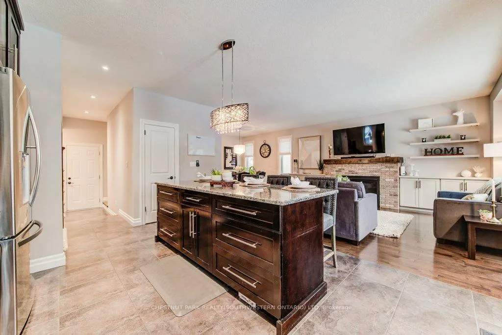 Photo 21 of 58 eden oak Trail, Kitchener, Grand River South — HOMEH