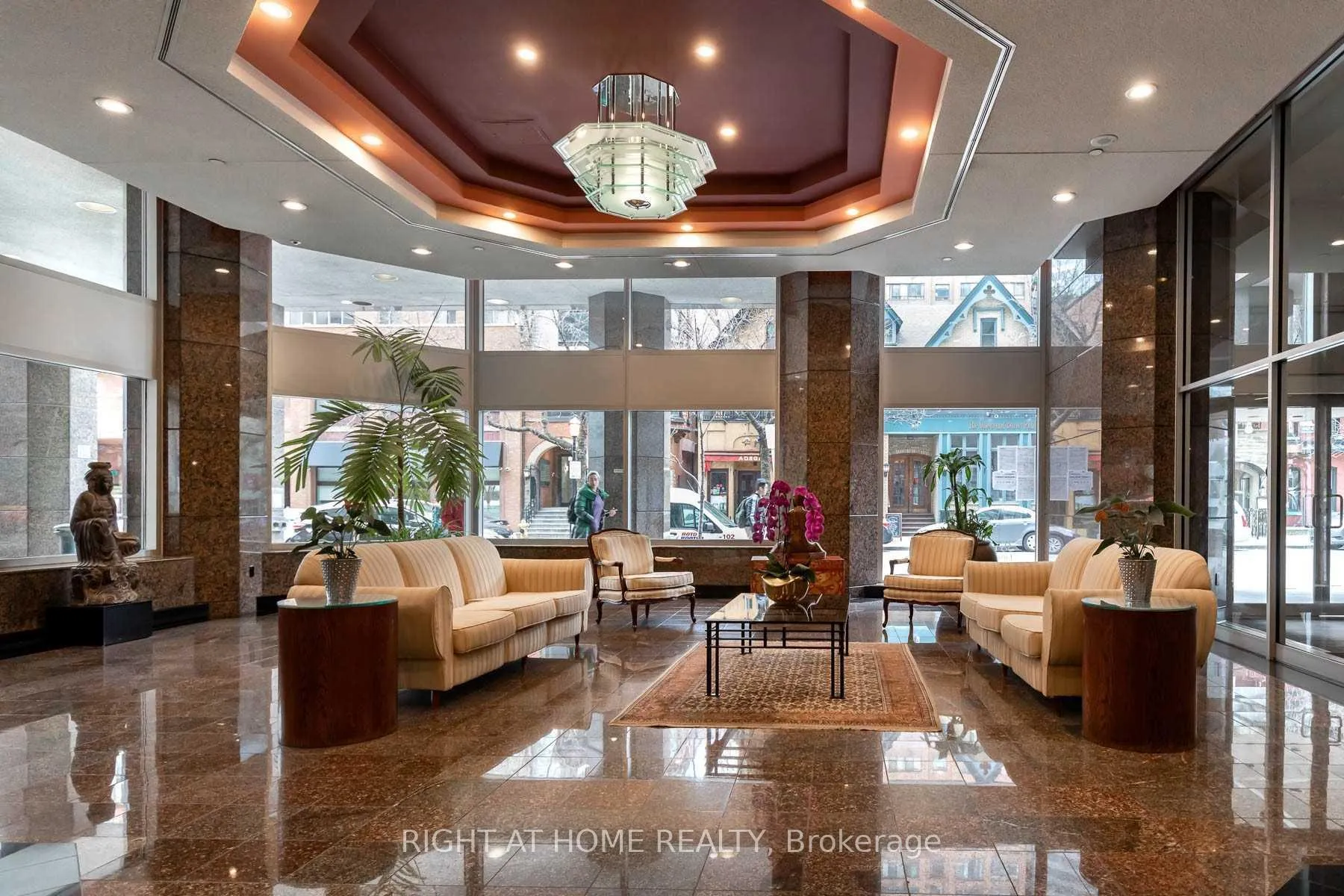 Photo 2 of Unit 906, 38 Elm Street, Toronto, Bay Street Corridor — HOMEH