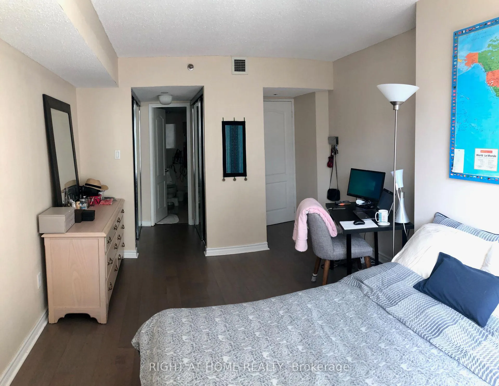 Photo 7 of Unit 906, 38 Elm Street, Toronto, Bay Street Corridor — HOMEH