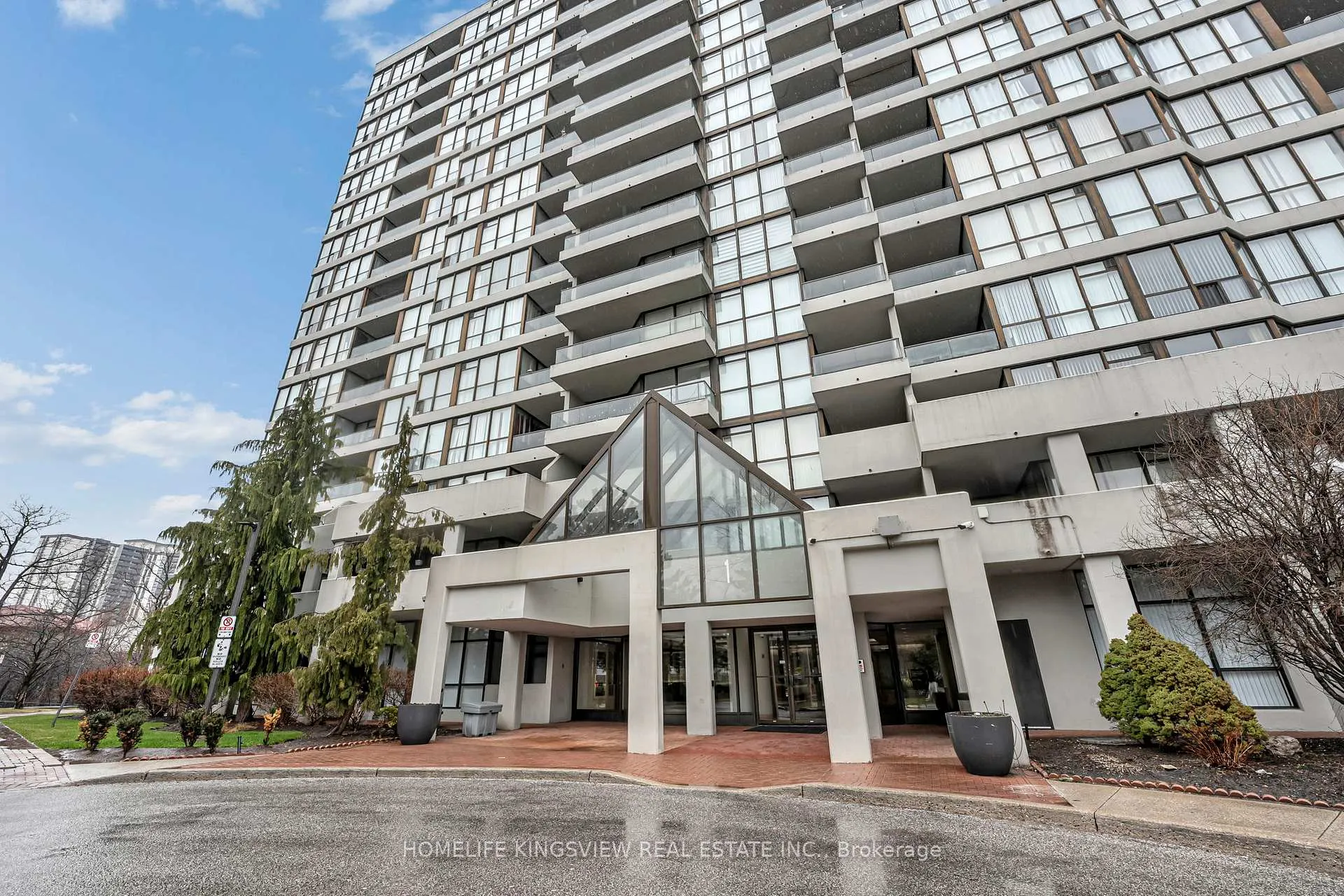 Photo 1 of Unit 806, 1 Rowntree Road, Etobicoke, Mount Olive-Silverstone-Jamestown — HOMEH
