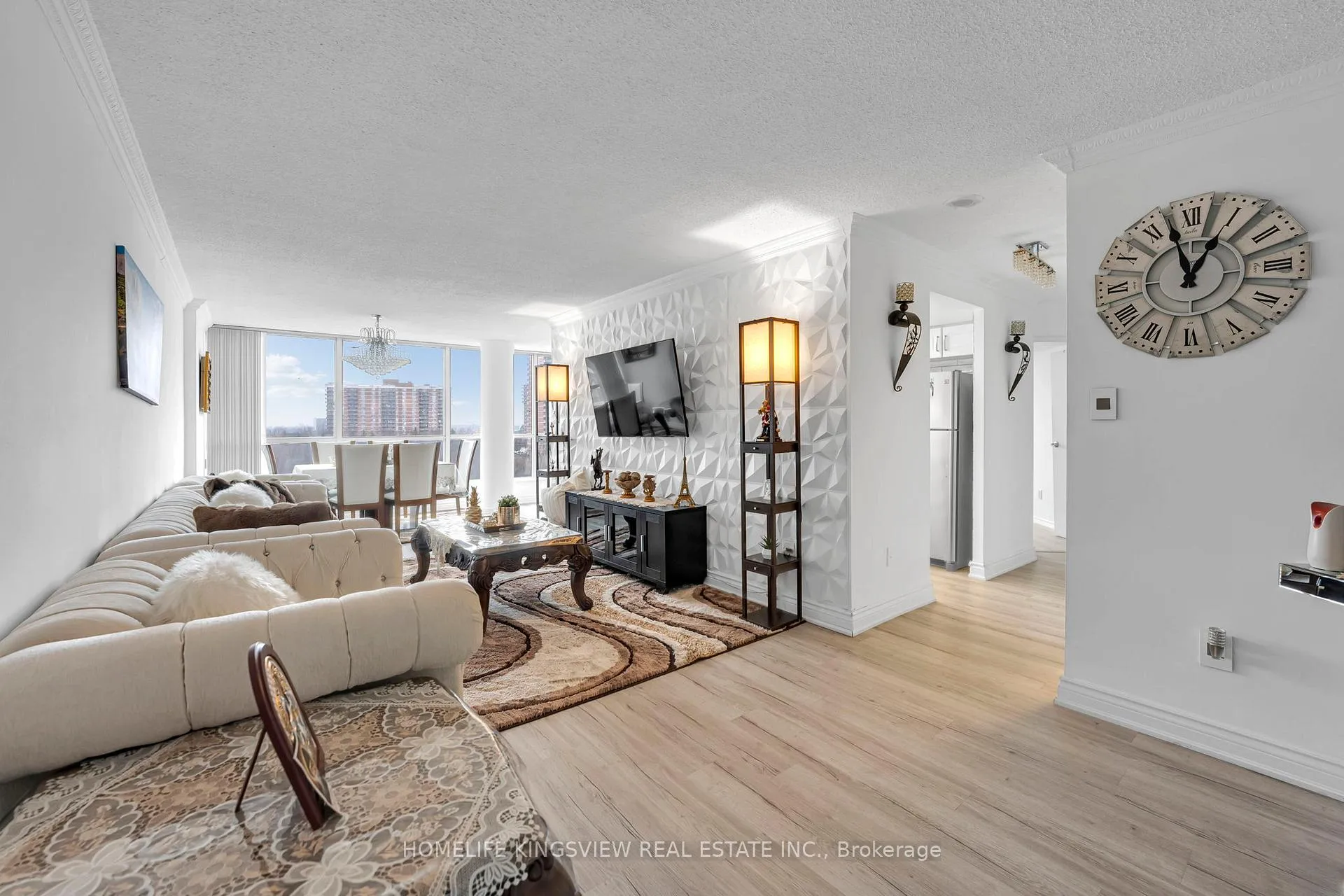 Photo 5 of Unit 806, 1 Rowntree Road, Etobicoke, Mount Olive-Silverstone-Jamestown — HOMEH