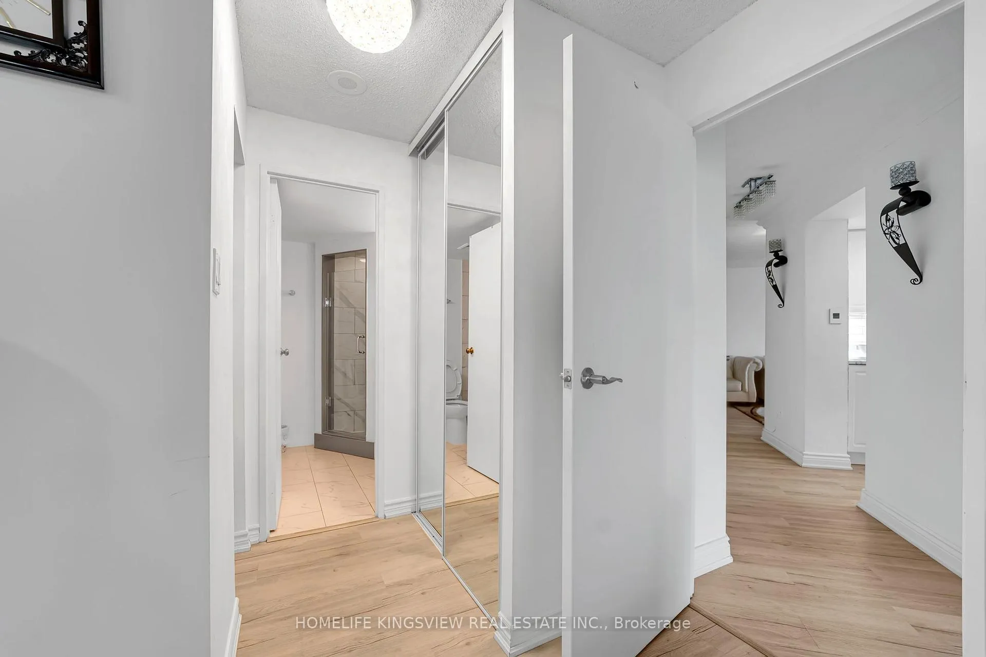 Photo 27 of Unit 806, 1 Rowntree Road, Etobicoke, Mount Olive-Silverstone-Jamestown — HOMEH