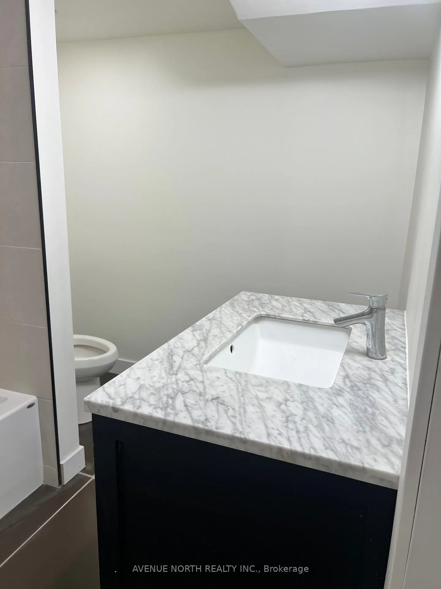Photo 8 of Unit B, 480 River Road, Ottawa, Riverside South/Gloucester Glen — HOMEH