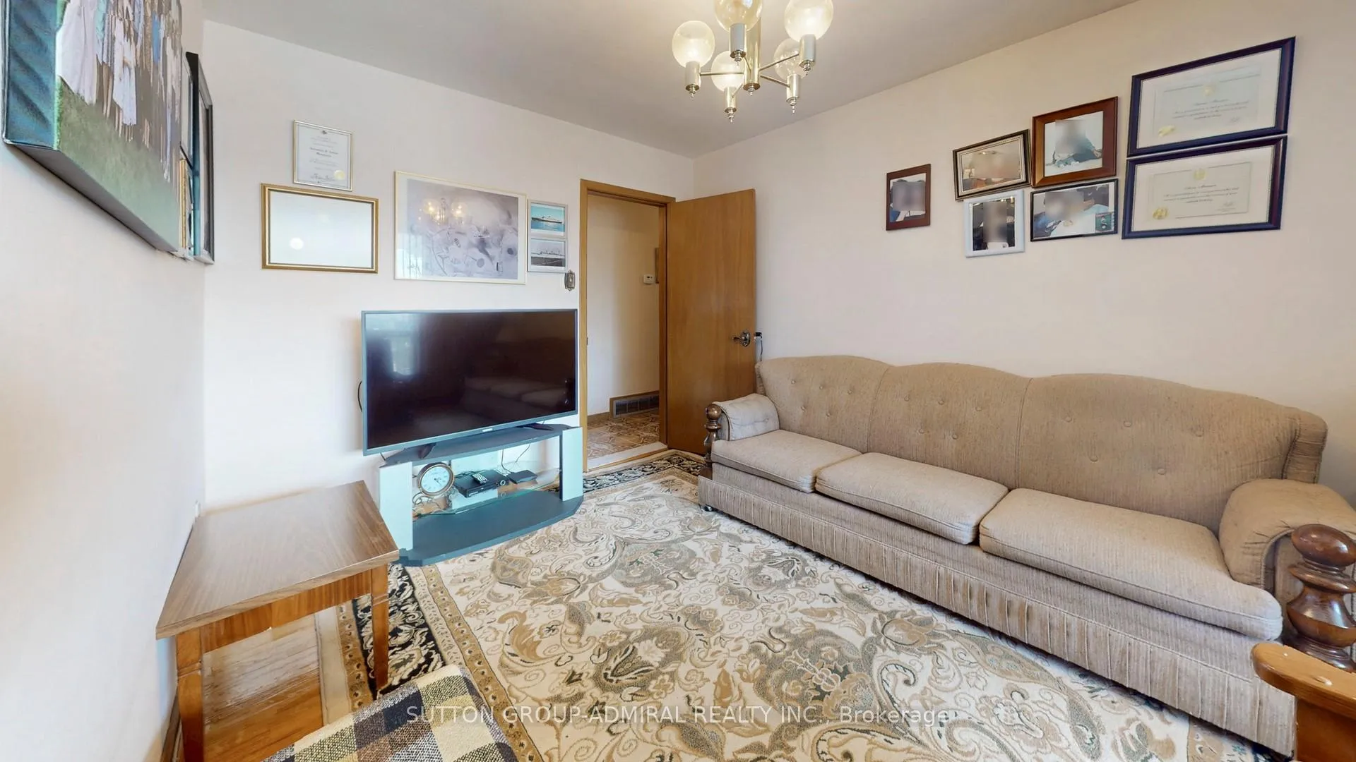 Photo 17 of 119 Brampton Road, Etobicoke, Willowridge-Martingrove-Richview — HOMEH