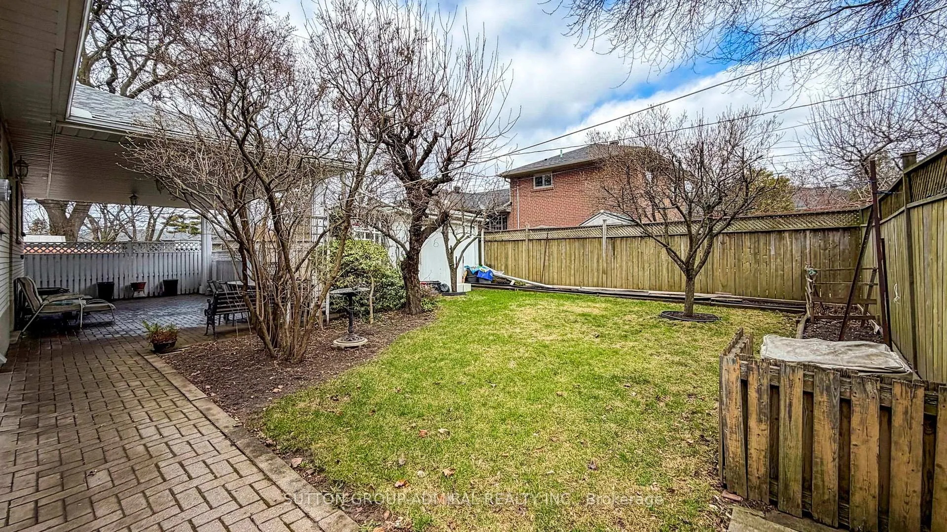 Photo 30 of 119 Brampton Road, Etobicoke, Willowridge-Martingrove-Richview — HOMEH