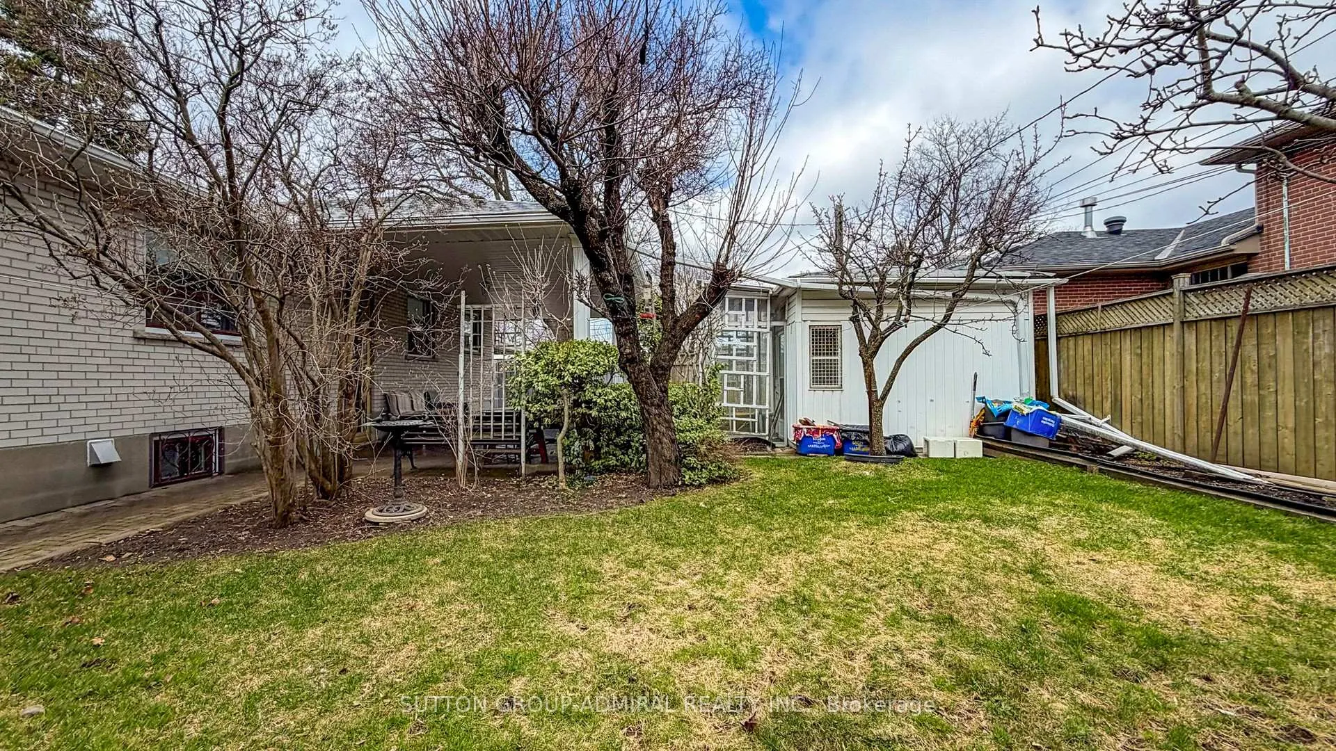 Photo 31 of 119 Brampton Road, Etobicoke, Willowridge-Martingrove-Richview — HOMEH