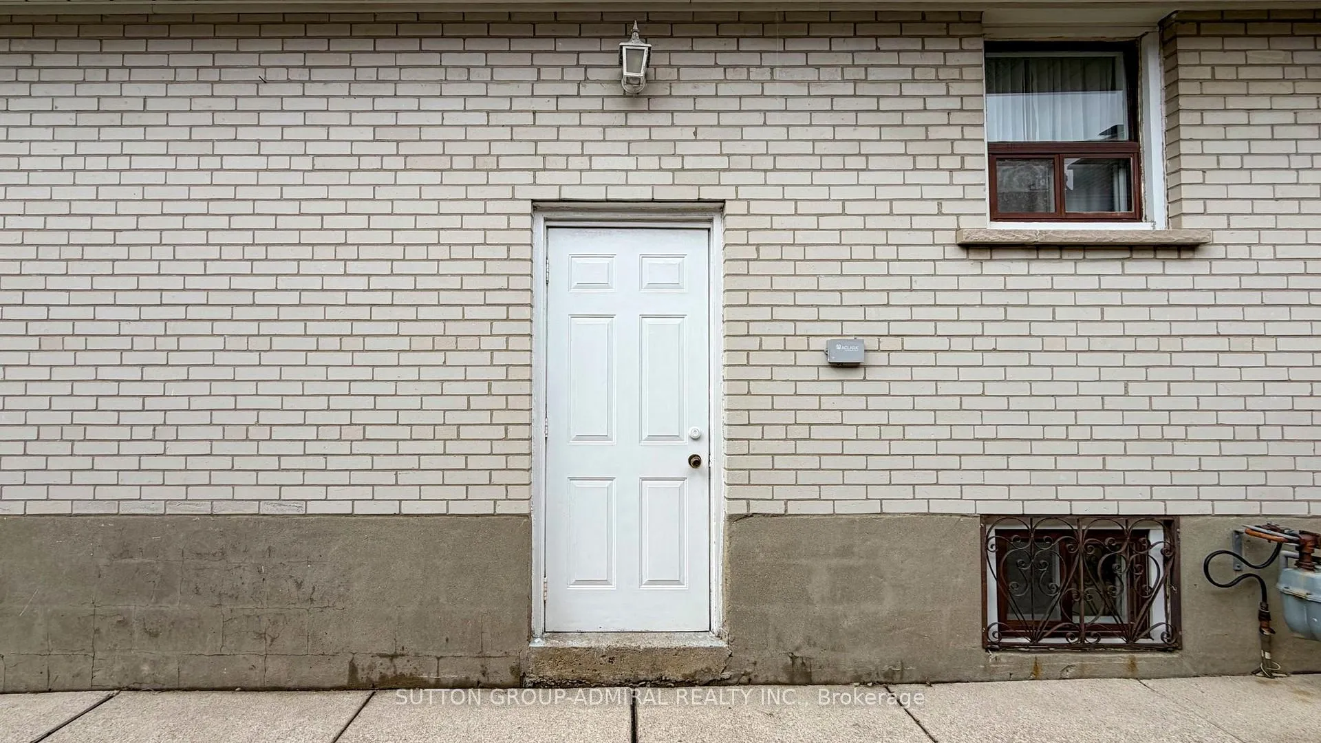 Photo 33 of 119 Brampton Road, Etobicoke, Willowridge-Martingrove-Richview — HOMEH