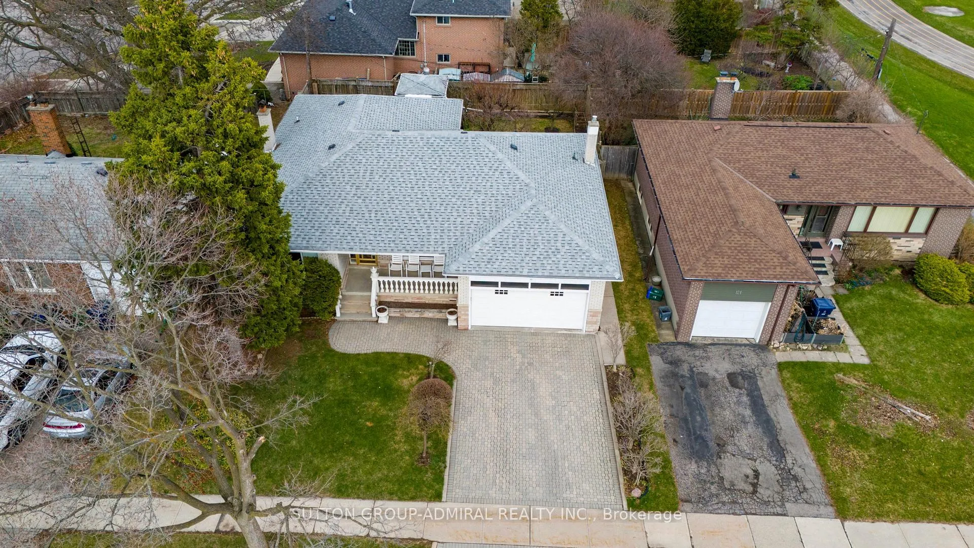 Photo 41 of 119 Brampton Road, Etobicoke, Willowridge-Martingrove-Richview — HOMEH