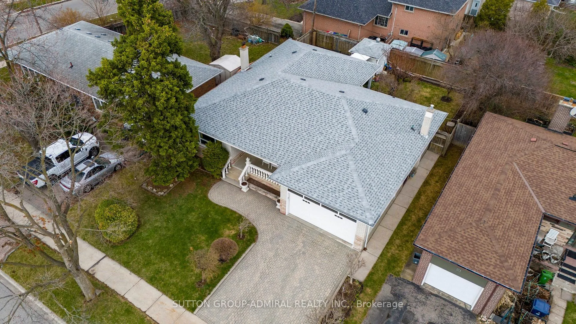 Photo 42 of 119 Brampton Road, Etobicoke, Willowridge-Martingrove-Richview — HOMEH