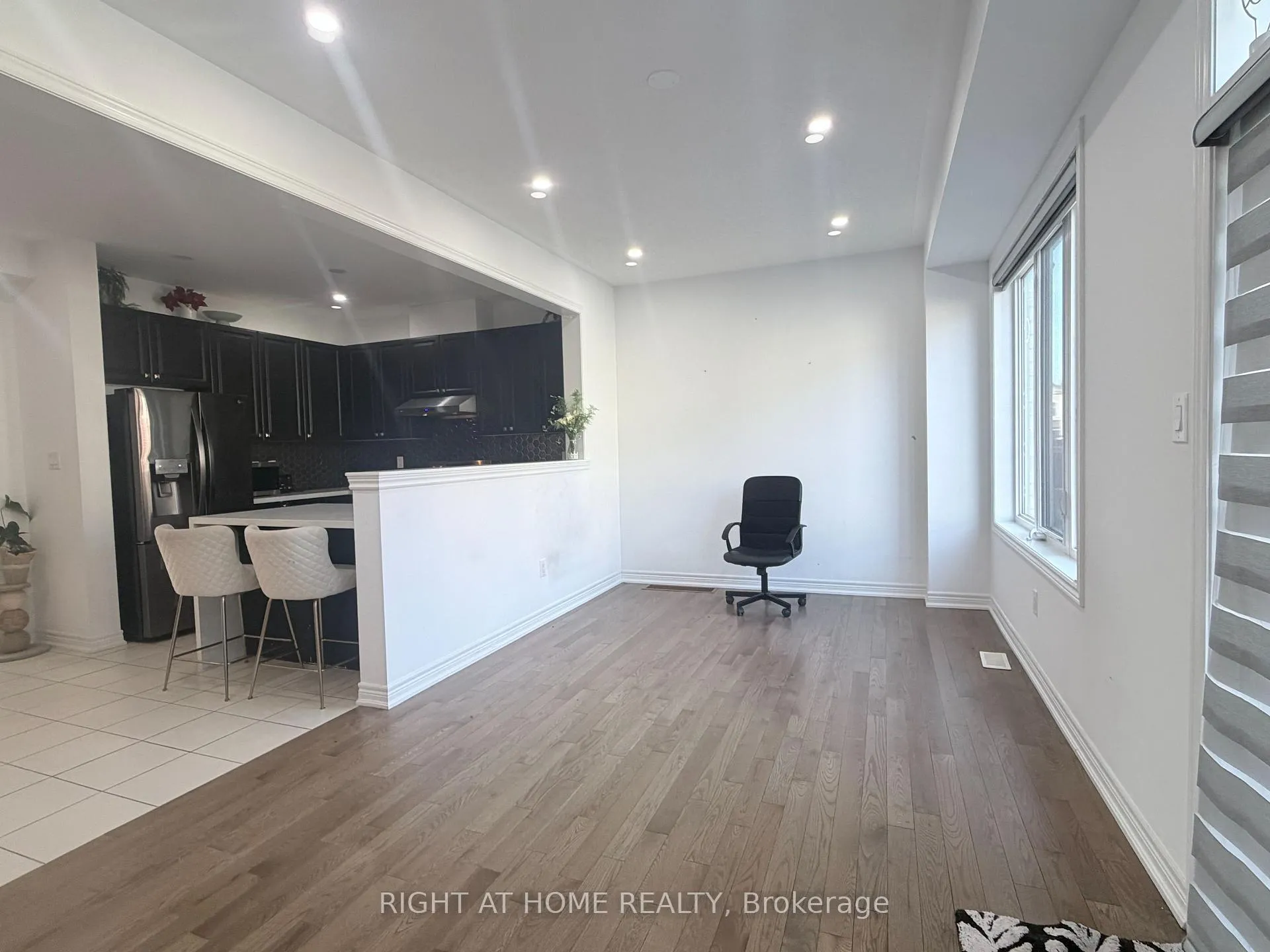 Photo 6 of Unit (Upper), 46 Boathouse Road, Brampton, Northwest Brampton — HOMEH