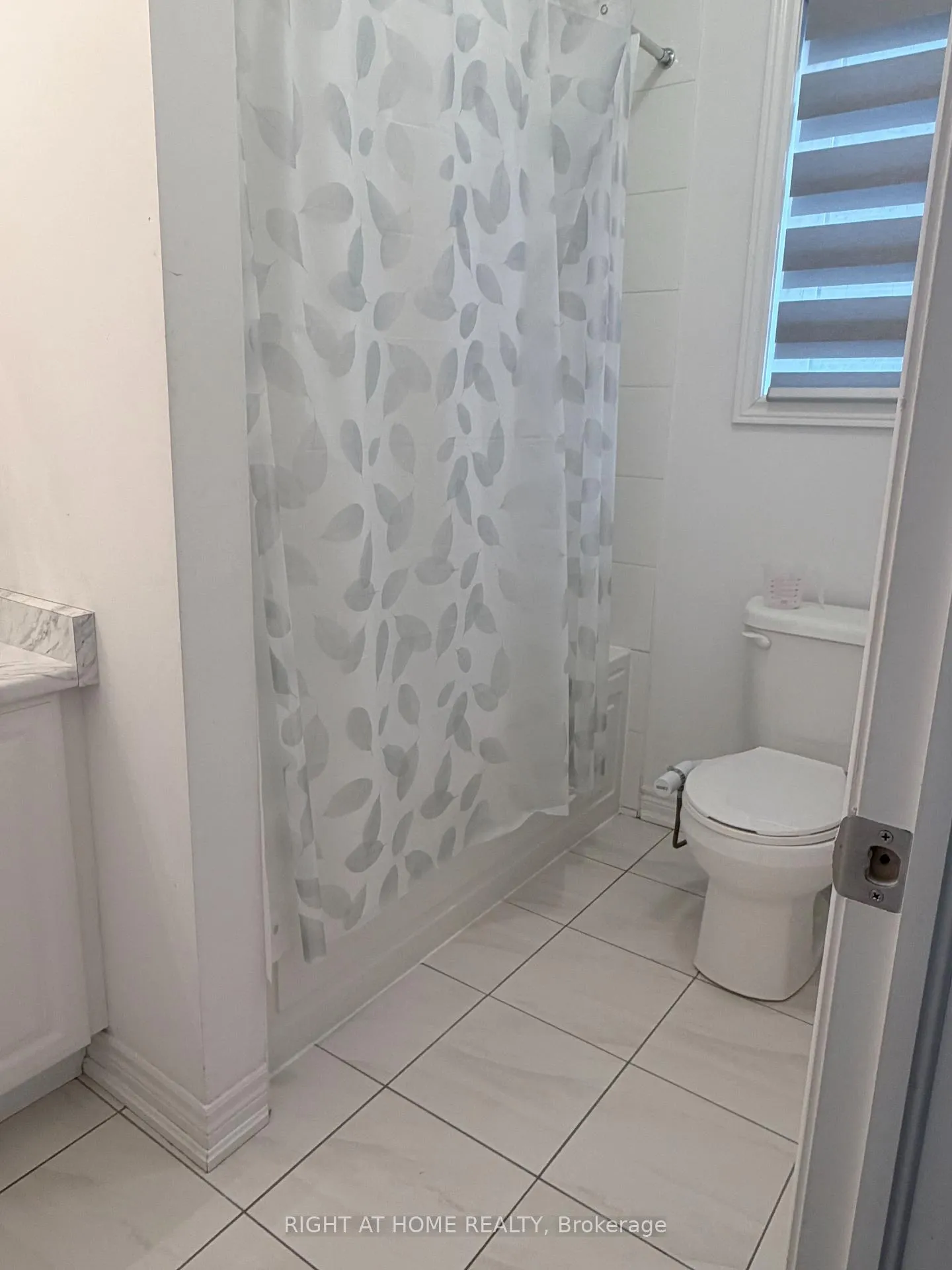 Photo 32 of Unit (Upper), 46 Boathouse Road, Brampton, Northwest Brampton — HOMEH