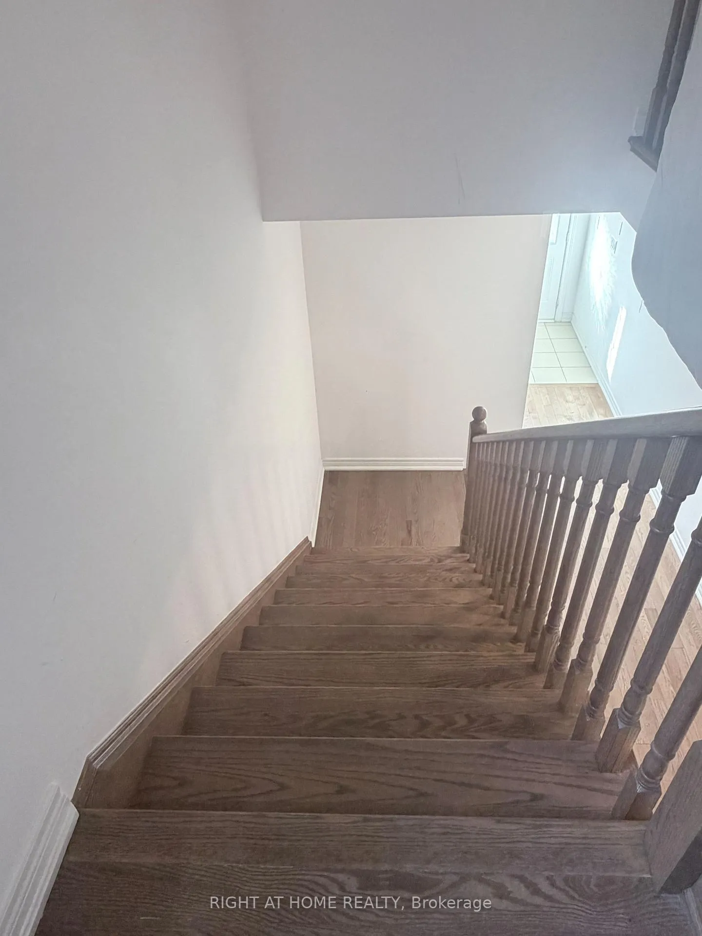 Photo 34 of Unit (Upper), 46 Boathouse Road, Brampton, Northwest Brampton — HOMEH