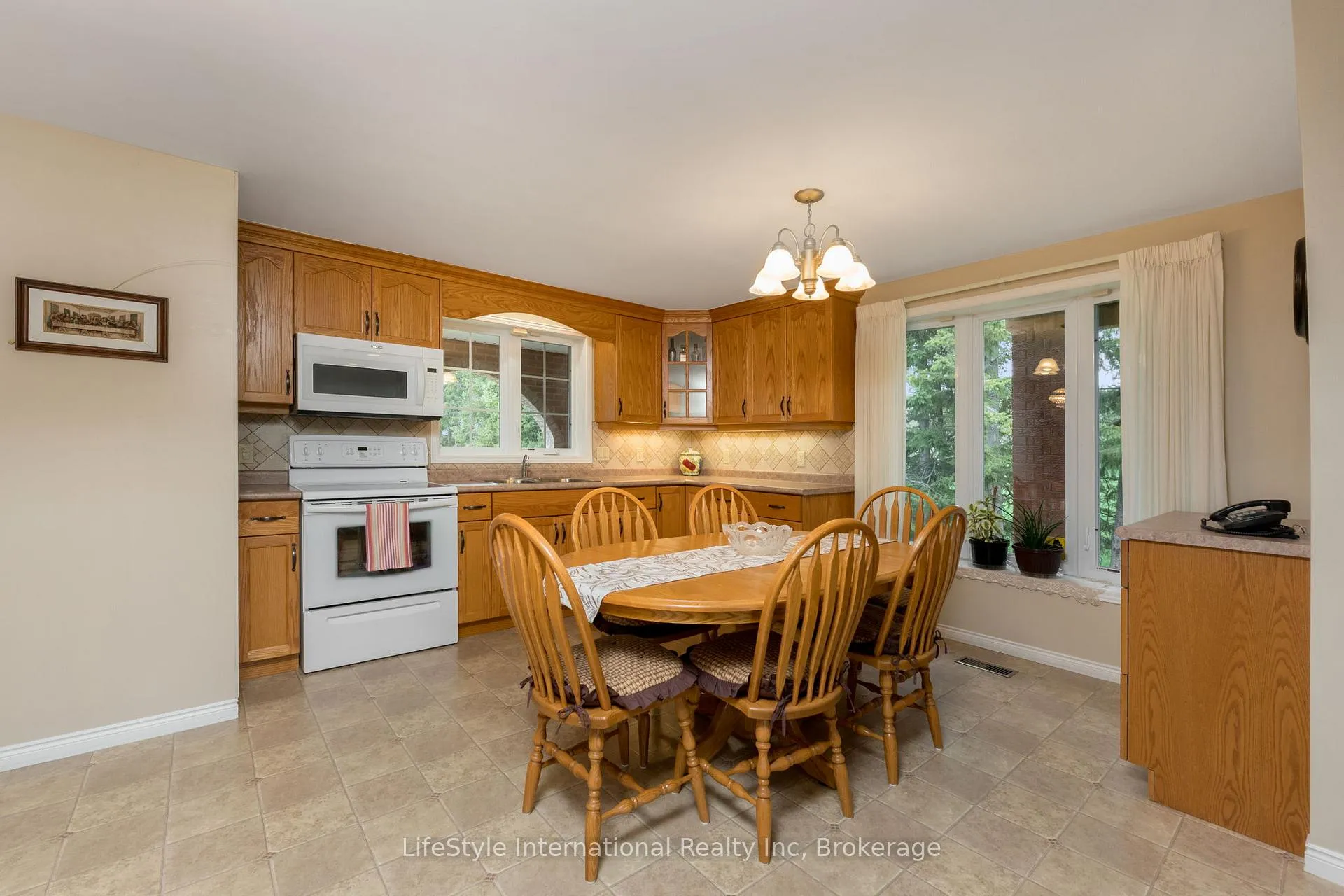 Photo 8 of 5601 Fifth Line, Guelph/Eramosa, Rural Guelph/Eramosa East — HOMEH