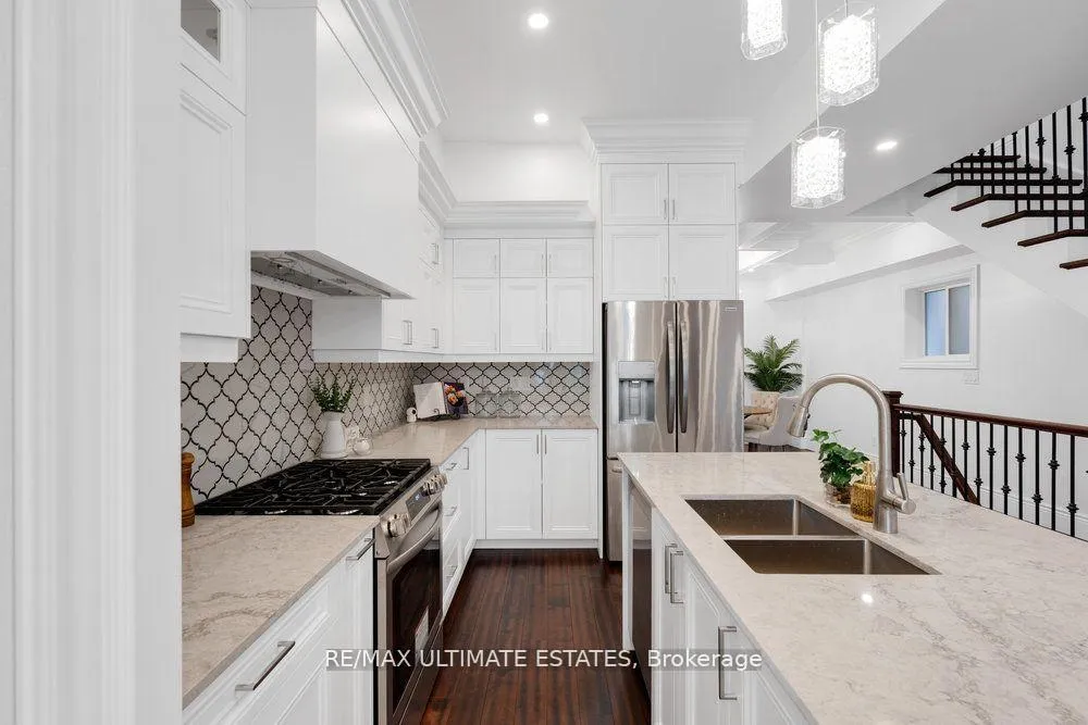 Photo 14 of 290 Bathurst Street, Toronto, Trinity-Bellwoods — HOMEH