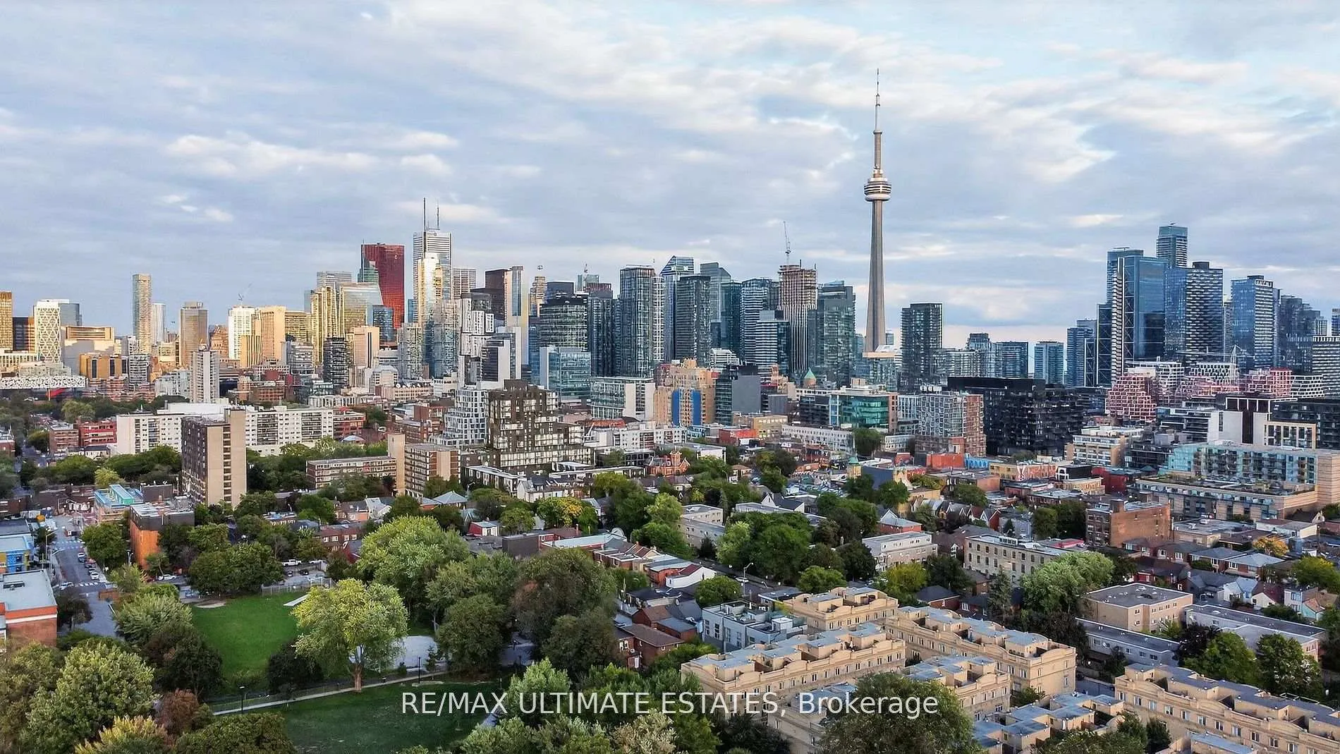 Photo 48 of 290 Bathurst Street, Toronto, Trinity-Bellwoods — HOMEH