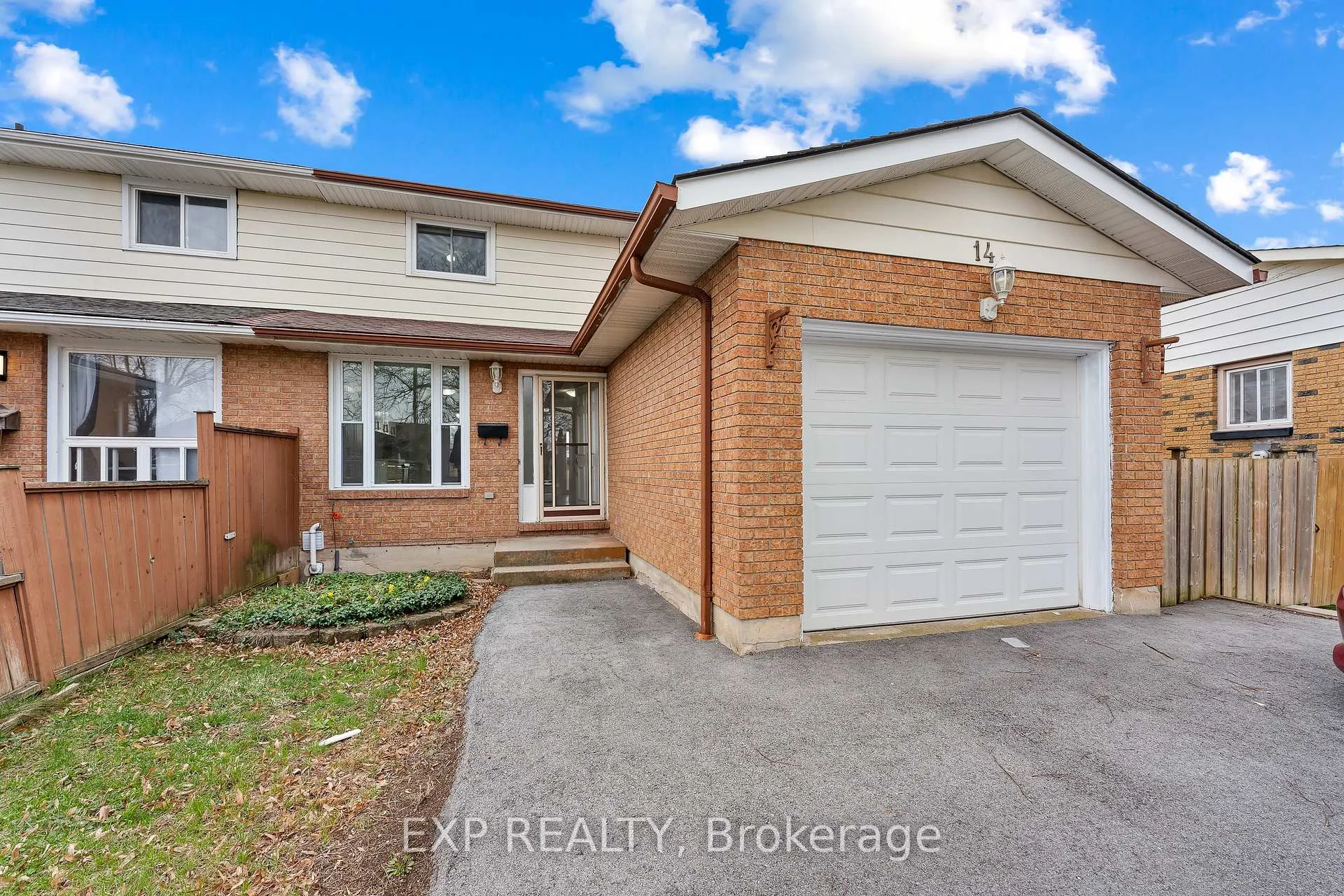 Photo 1 of Unit Unit 1, 14 Baxter Crescent, Thorold, Confederation Heights — HOMEH