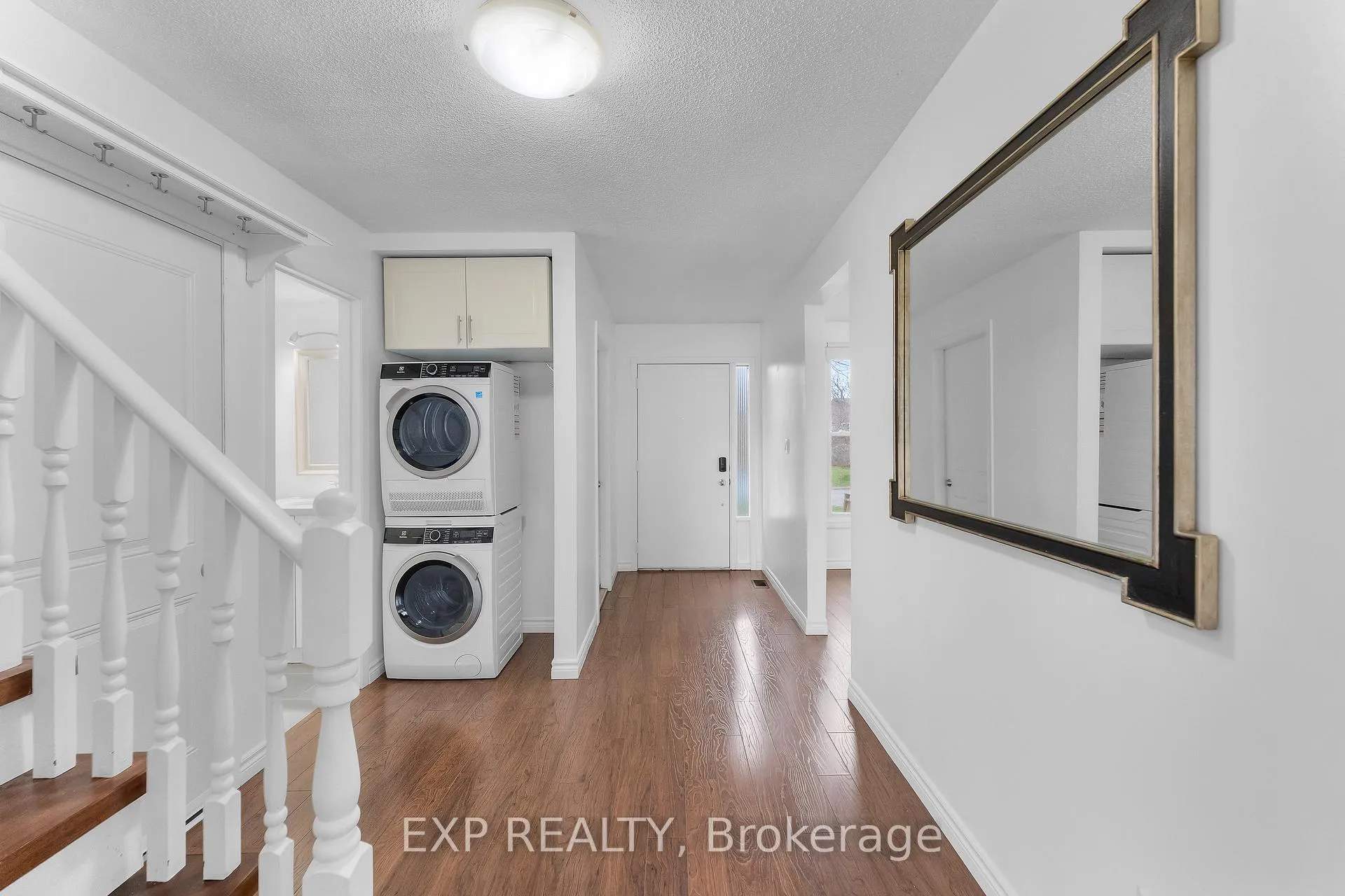 Photo 10 of Unit Unit 1, 14 Baxter Crescent, Thorold, Confederation Heights — HOMEH