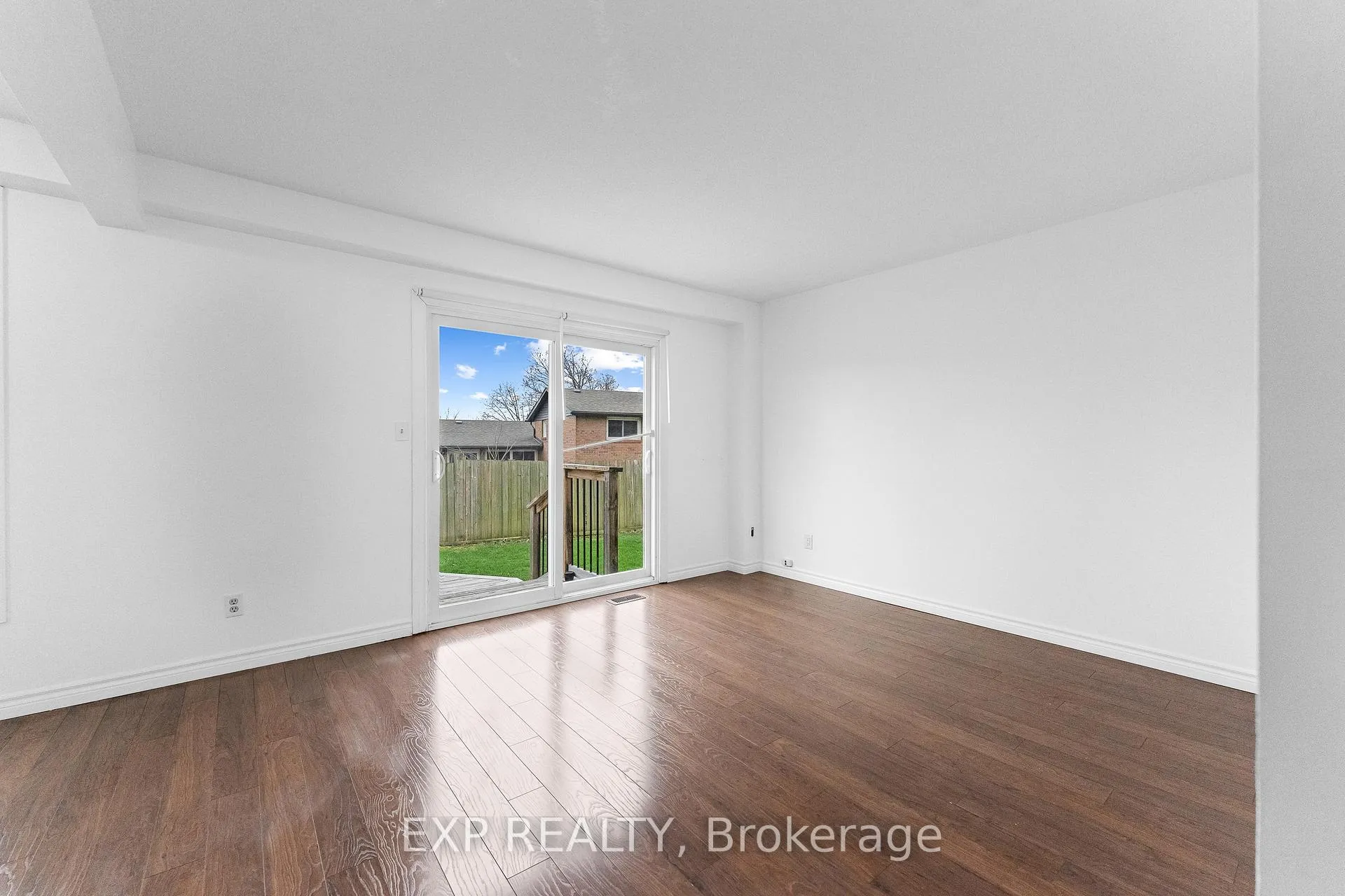 Photo 20 of Unit Unit 1, 14 Baxter Crescent, Thorold, Confederation Heights — HOMEH