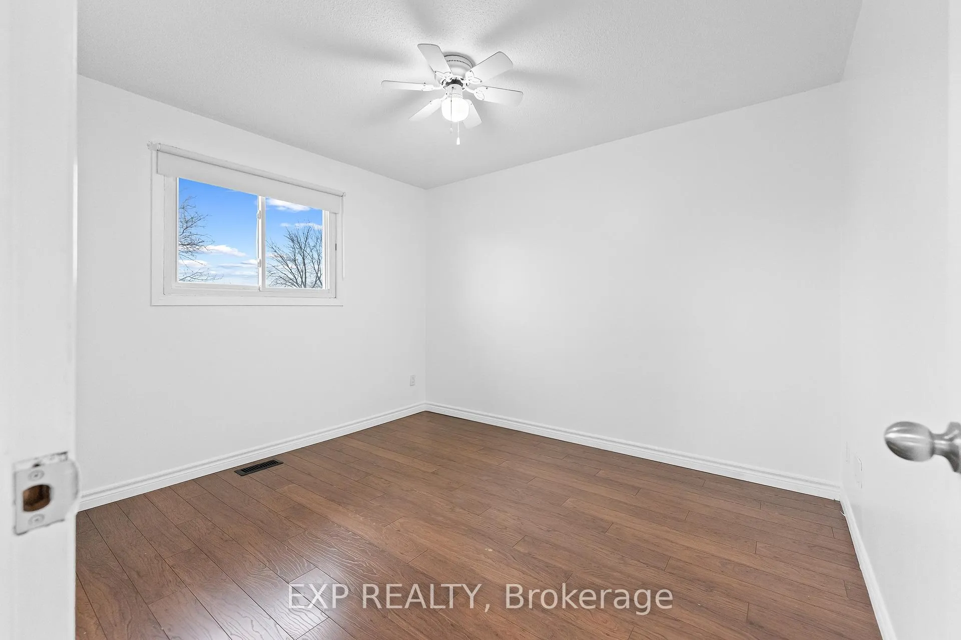 Photo 24 of Unit Unit 1, 14 Baxter Crescent, Thorold, Confederation Heights — HOMEH