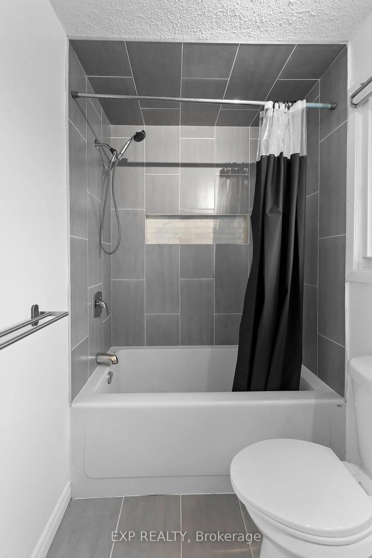 Photo 28 of Unit Unit 1, 14 Baxter Crescent, Thorold, Confederation Heights — HOMEH