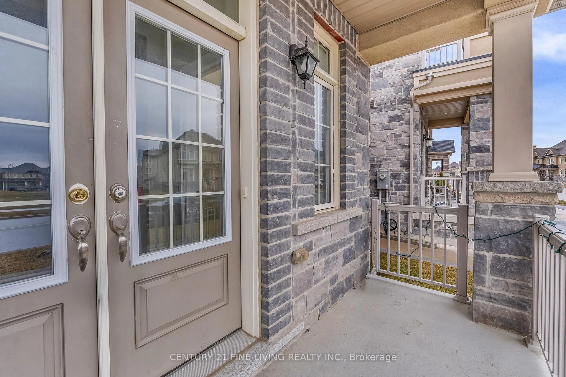 Photo 3 of 64 George Gray Drive, Brampton, Sandringham-Wellington North — HOMEH