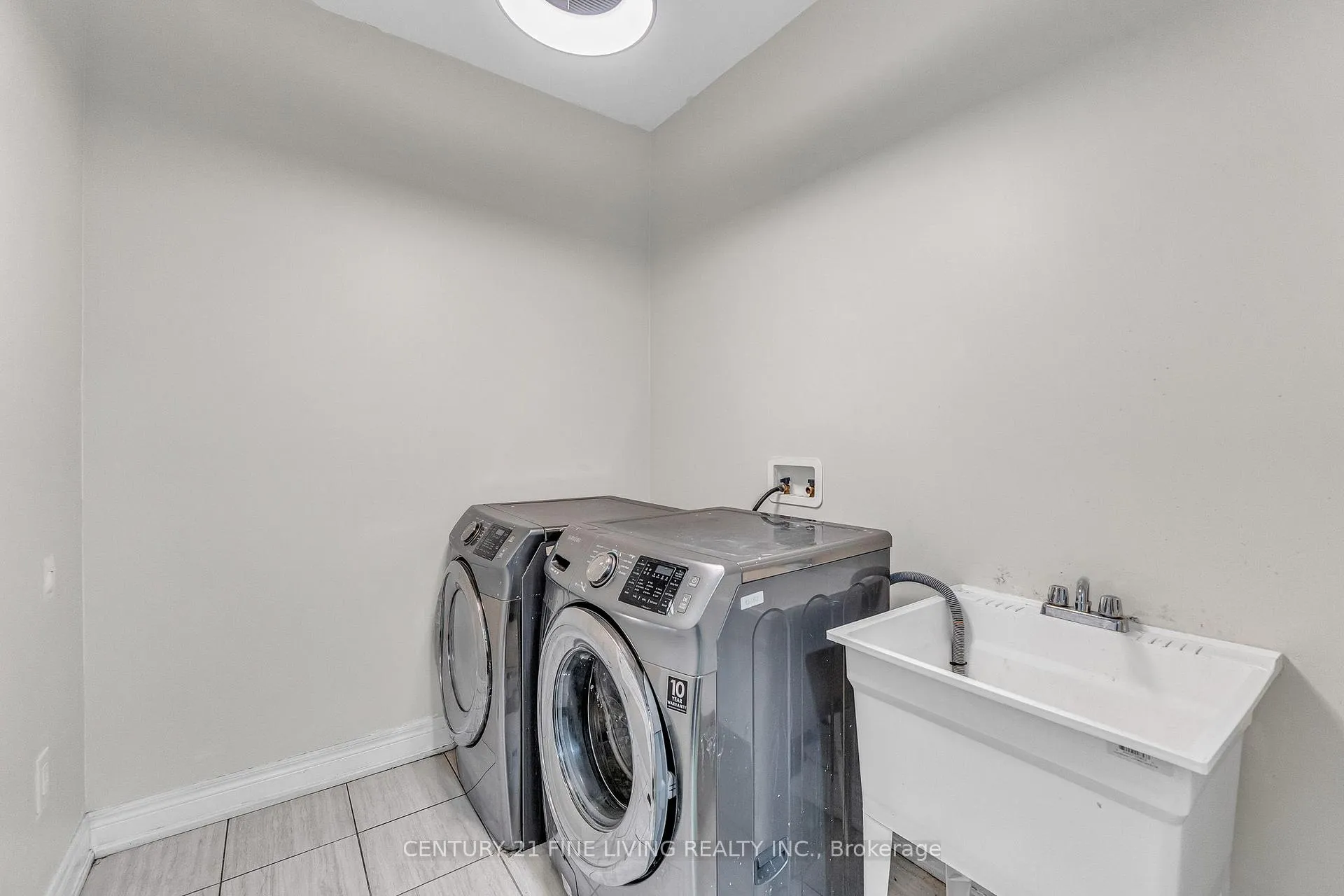 Photo 9 of 64 George Gray Drive, Brampton, Sandringham-Wellington North — HOMEH