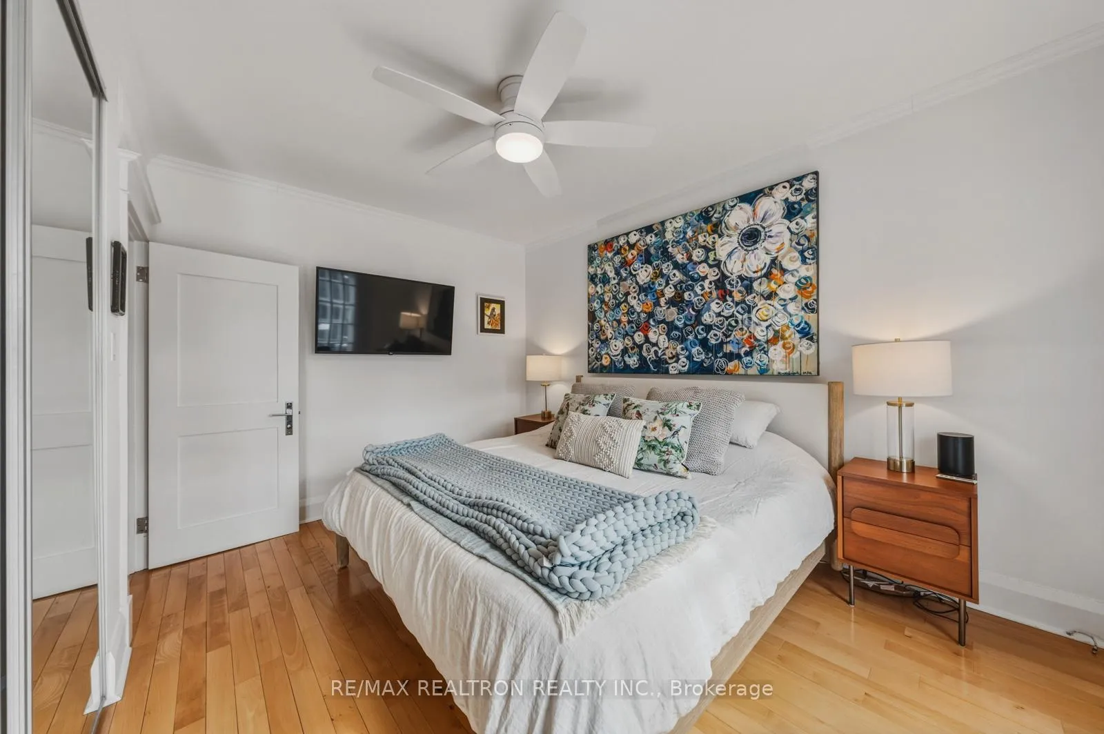 Photo 18 of 126 Pinewood Avenue, Toronto, Humewood-Cedarvale — HOMEH