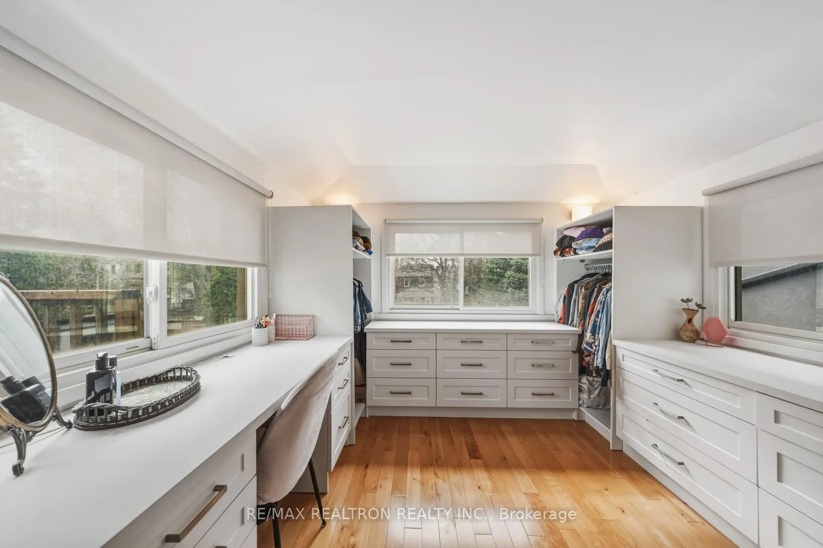 Photo 20 of 126 Pinewood Avenue, Toronto, Humewood-Cedarvale — HOMEH