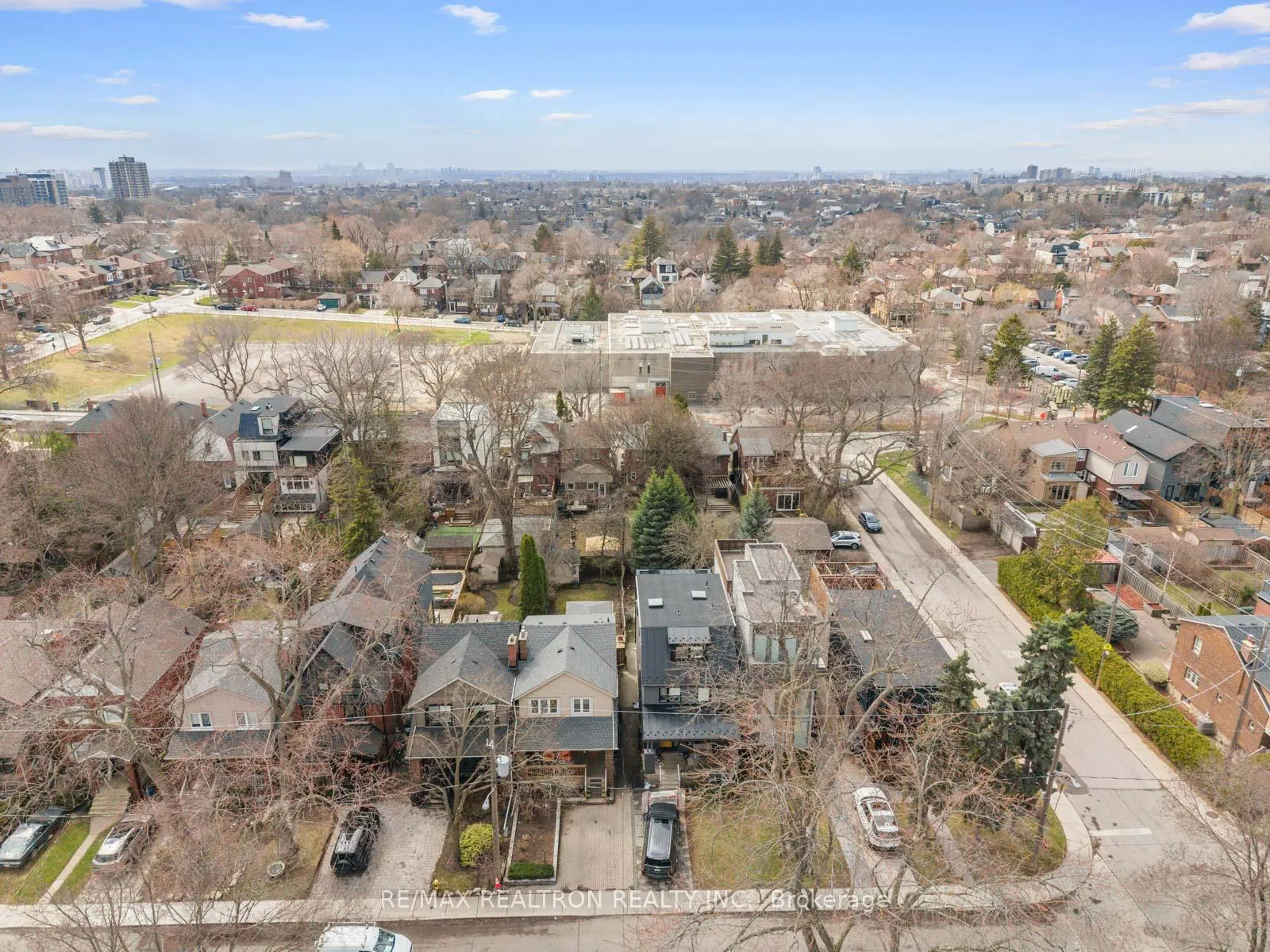 Photo 41 of 126 Pinewood Avenue, Toronto, Humewood-Cedarvale — HOMEH