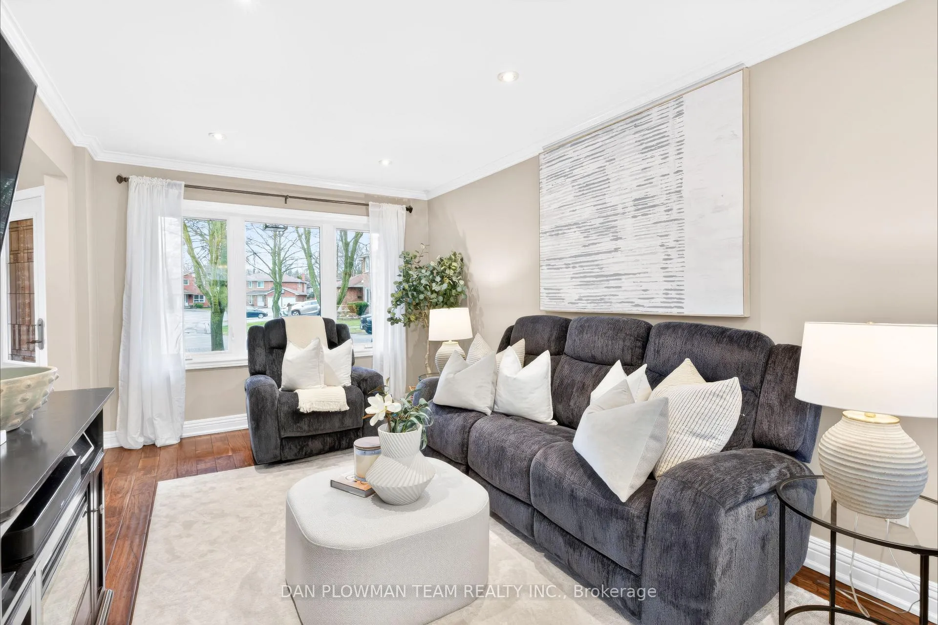 Photo 8 of 649 Dunn Crescent, Pickering, Rosebank — HOMEH