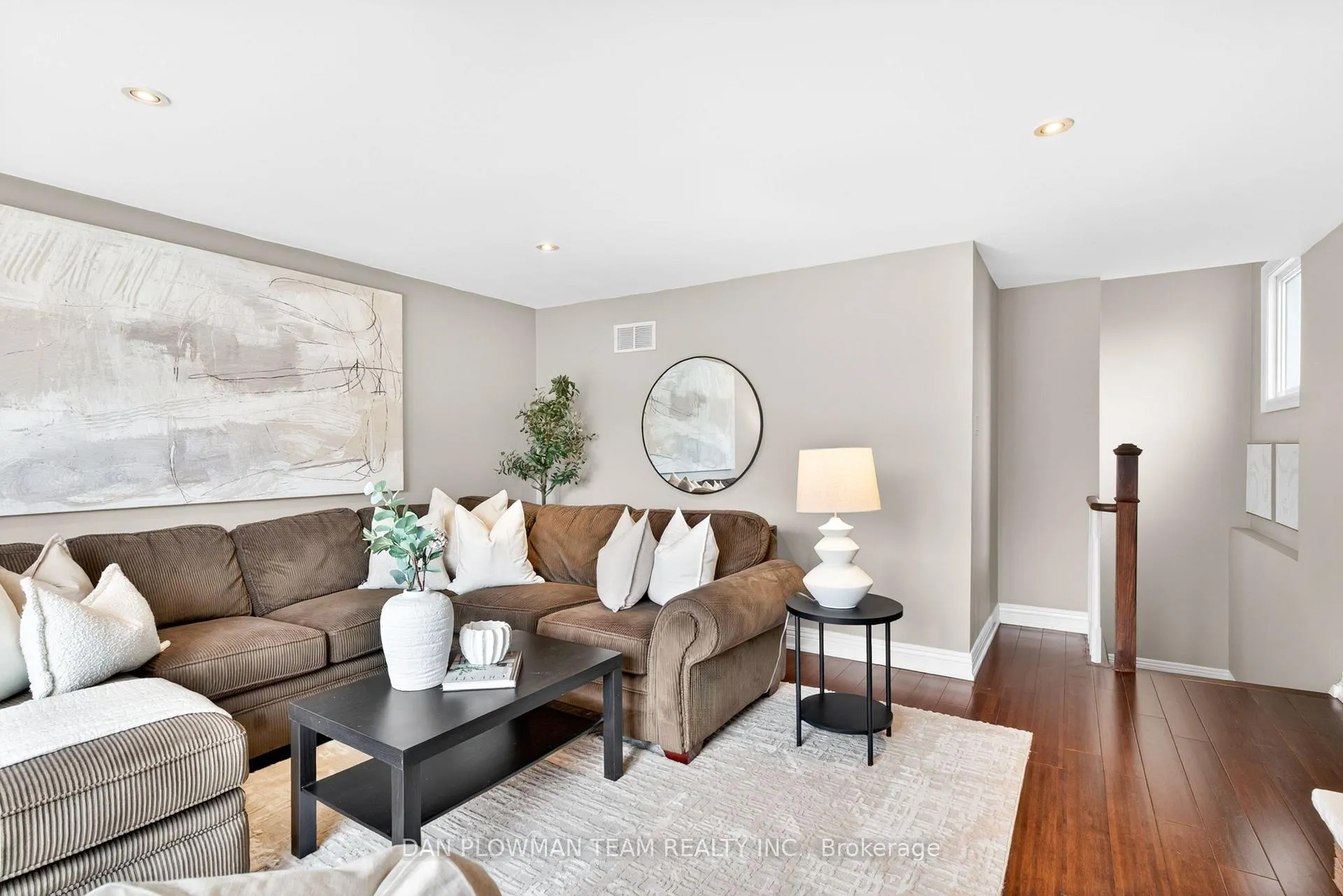 Photo 17 of 649 Dunn Crescent, Pickering, Rosebank — HOMEH