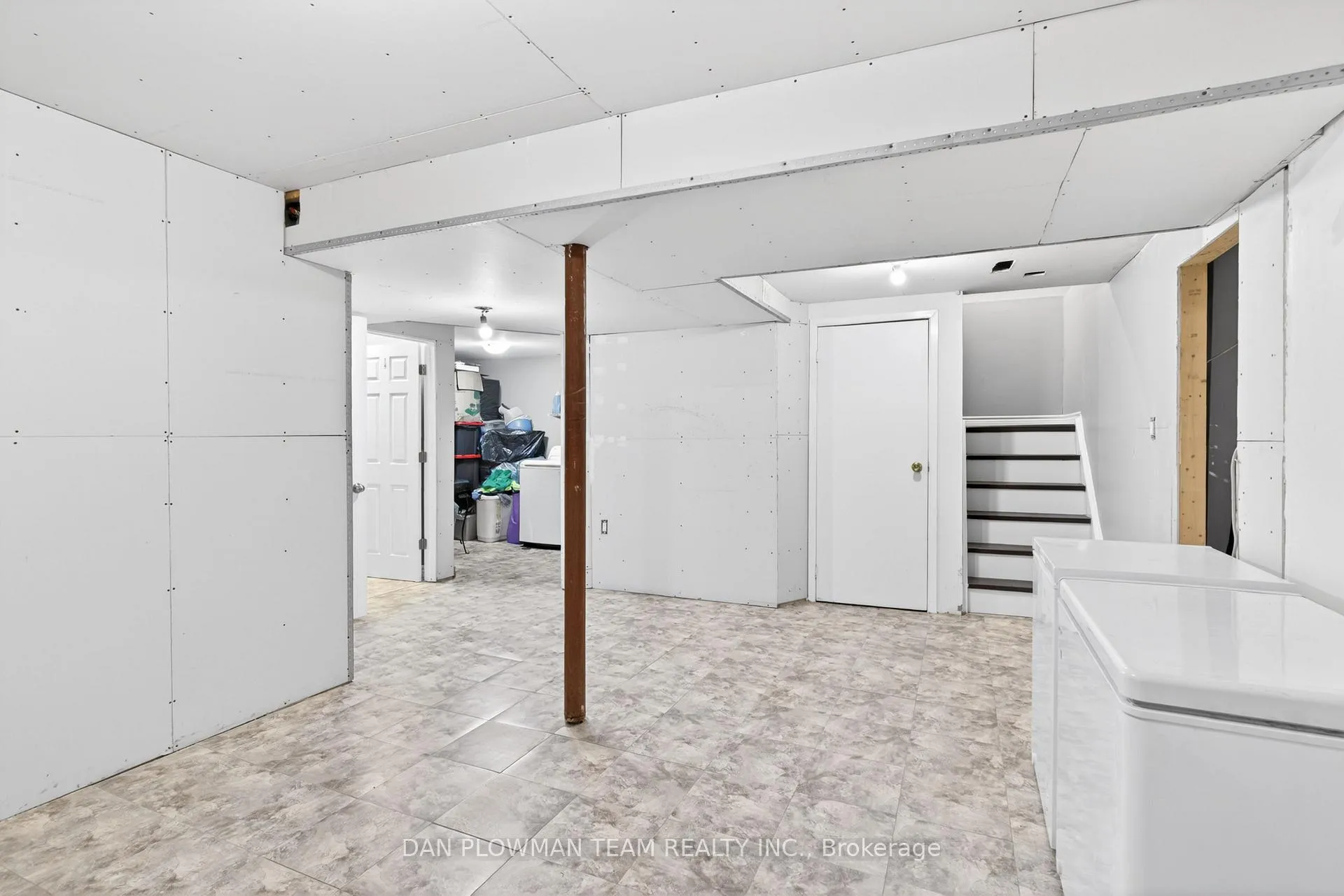 Photo 29 of 649 Dunn Crescent, Pickering, Rosebank — HOMEH