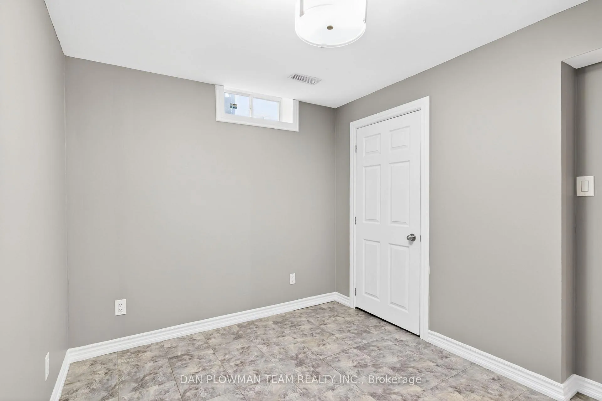 Photo 32 of 649 Dunn Crescent, Pickering, Rosebank — HOMEH