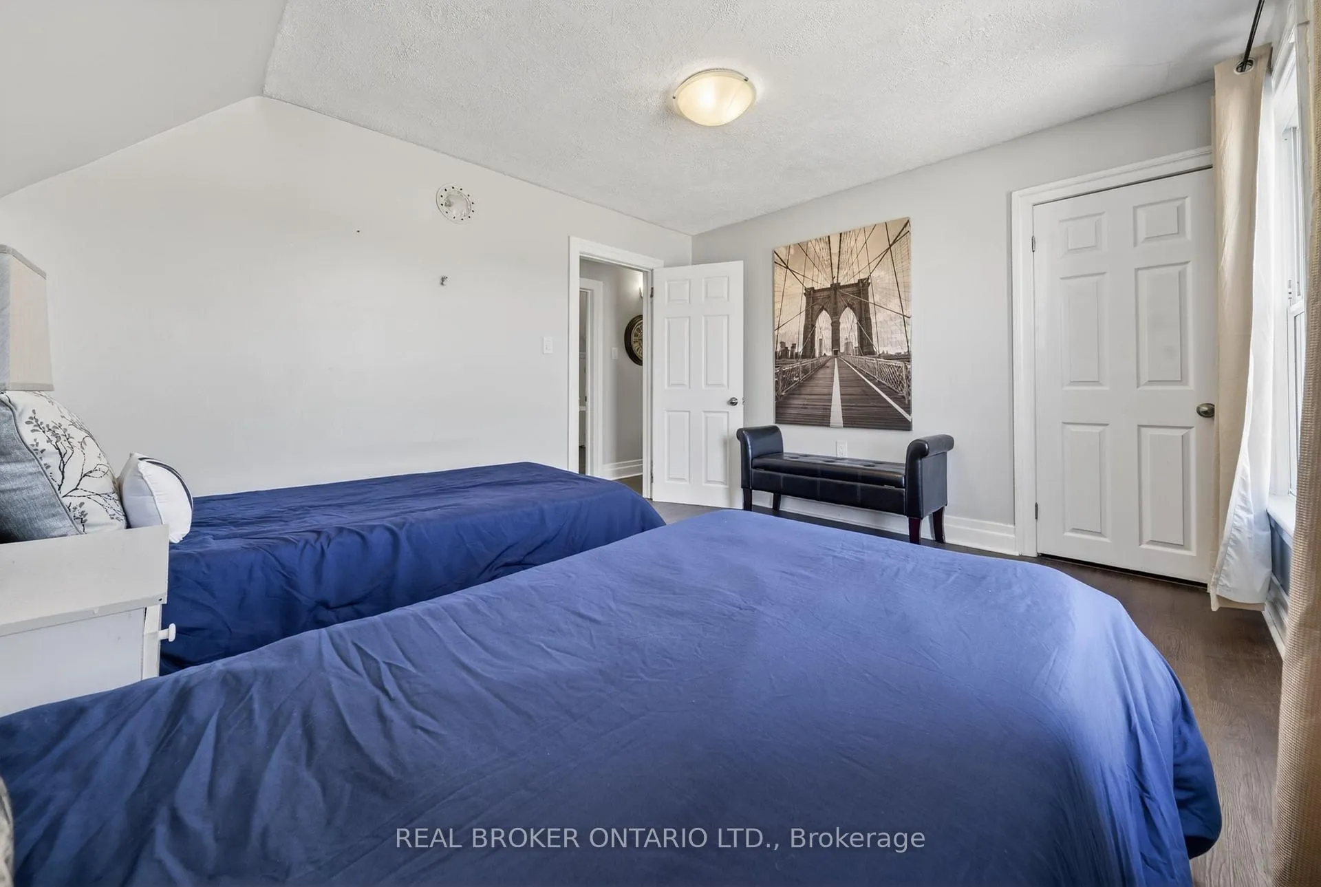 Photo 18 of 4475 First Avenue, Niagara Falls, Downtown — HOMEH