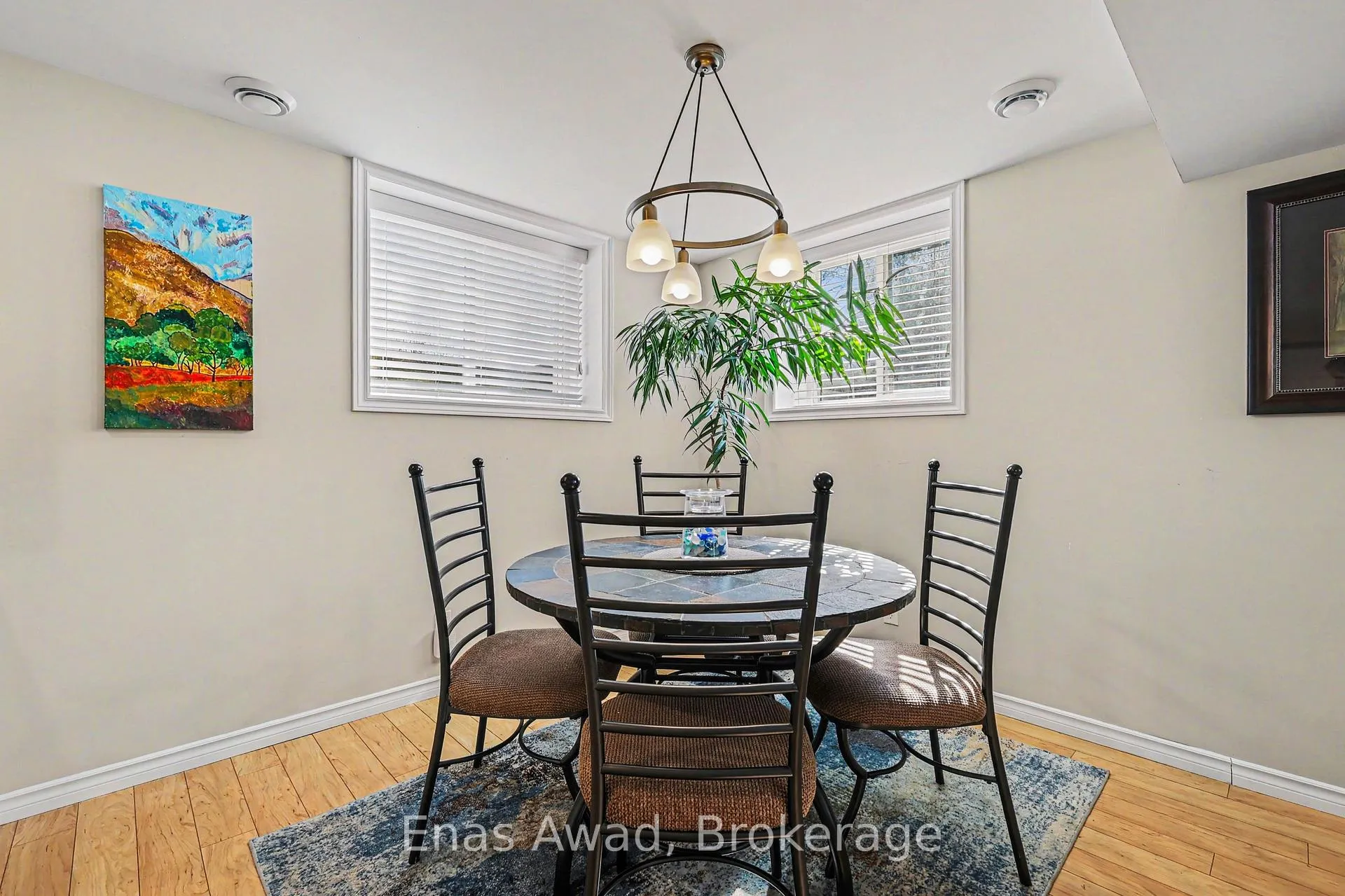 Photo 6 of 170 Anna Avenue, Ottawa, Carlington — HOMEH