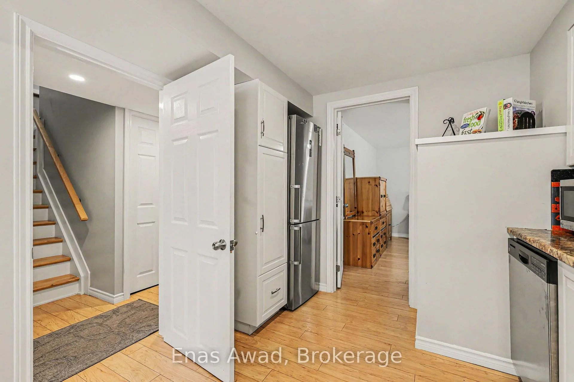 Photo 7 of 170 Anna Avenue, Ottawa, Carlington — HOMEH