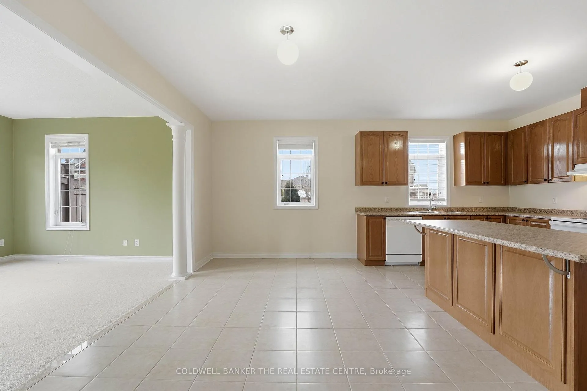 Photo 19 of 264 Kozlov Street, Barrie, West Bayfield — HOMEH